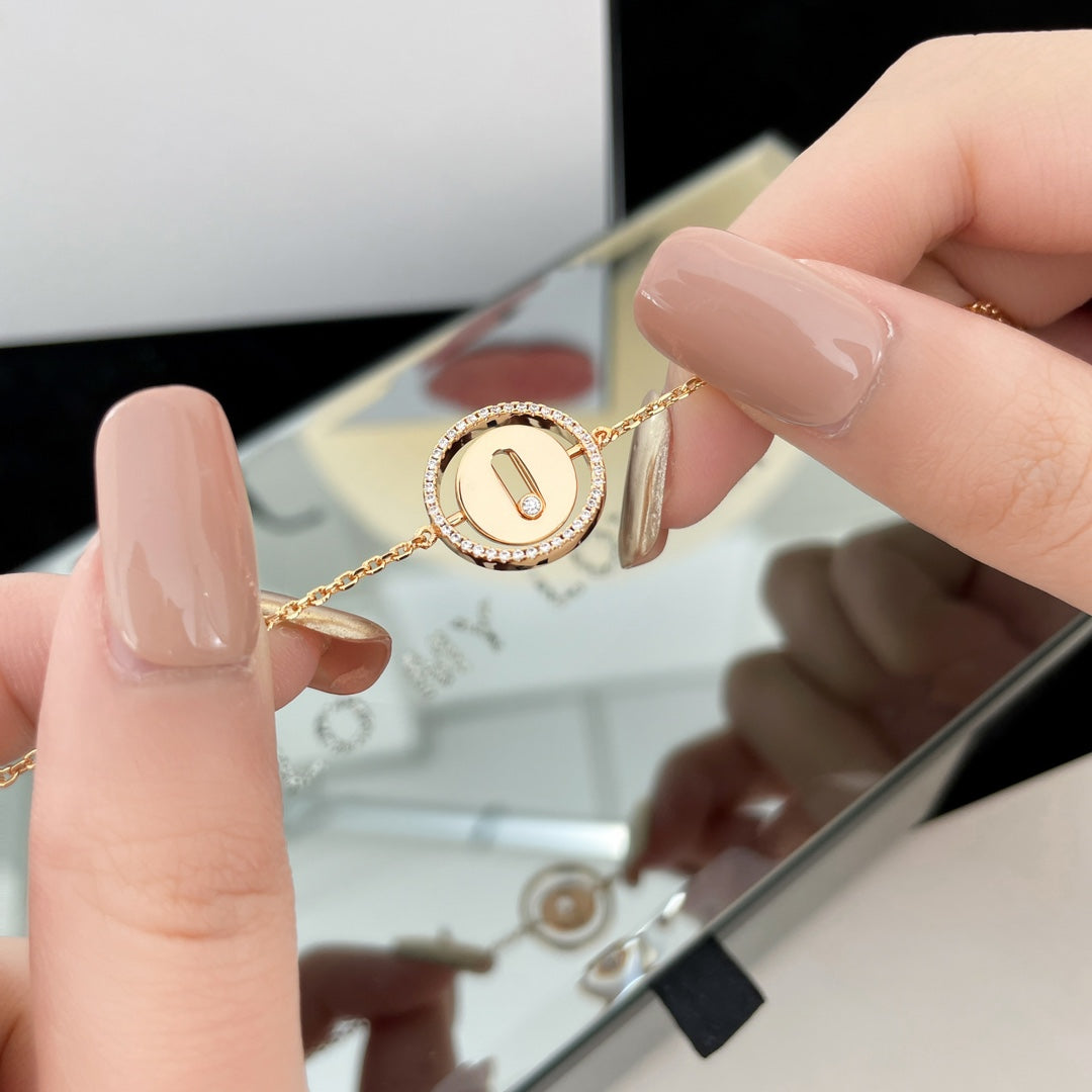 LUCKY MOVE DIAMOND BRACELET