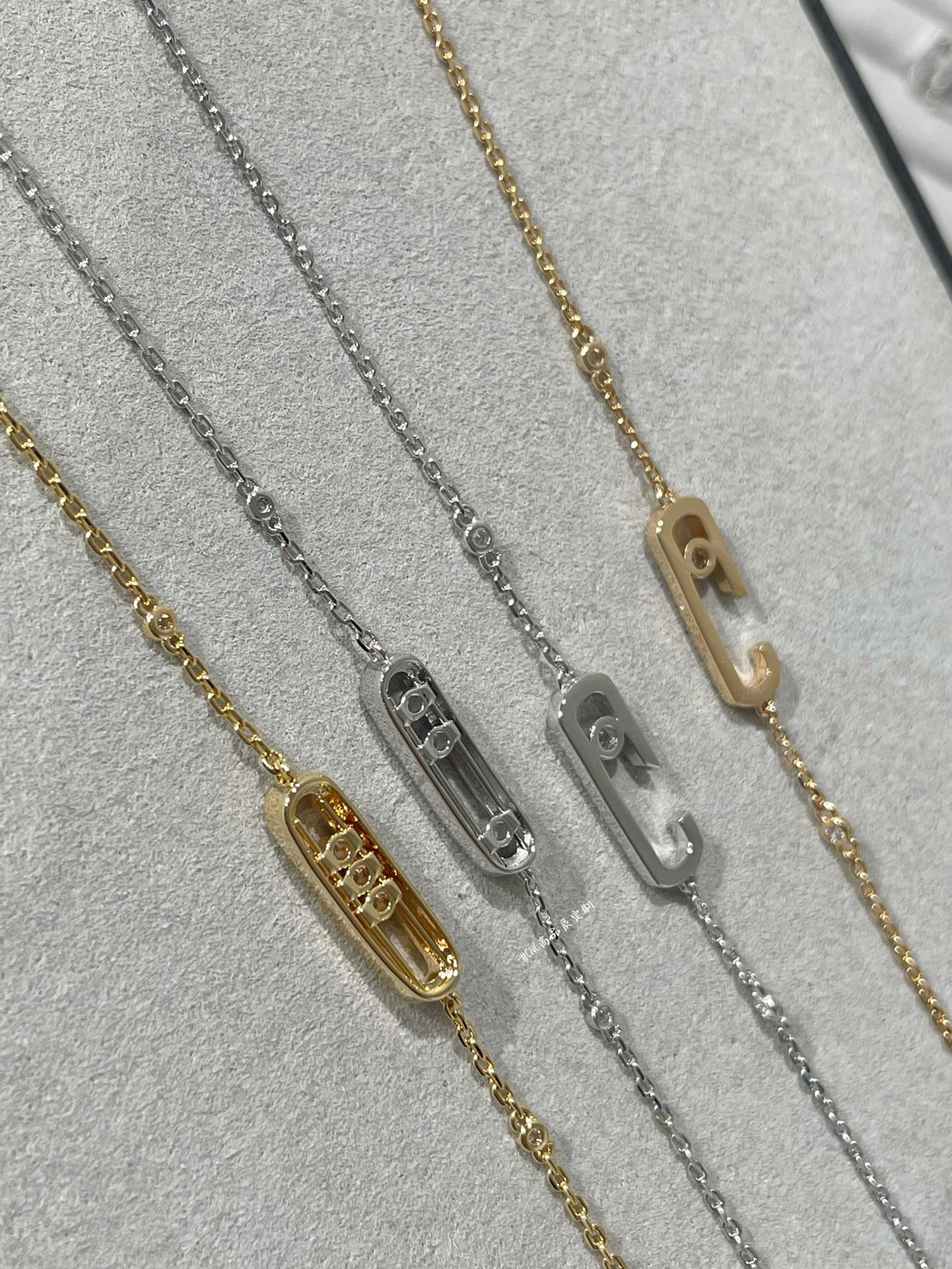 BABY MOVE DIAMOND BRACELET