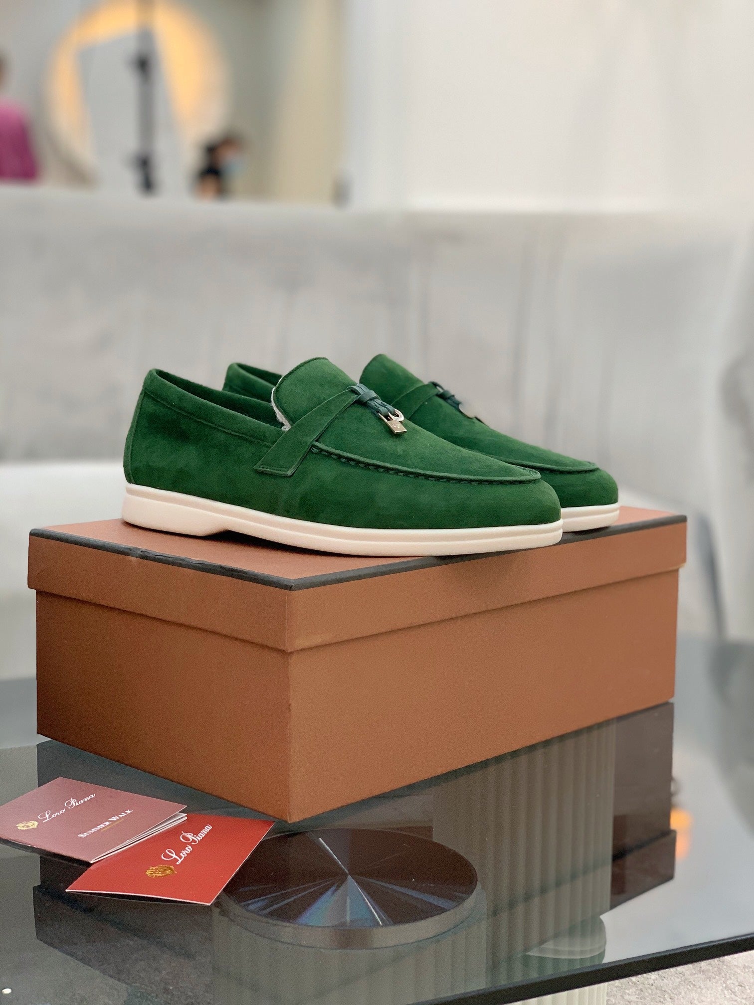 LP 26SS Summer Charm Walk Loafer Green Suede Wool 606482