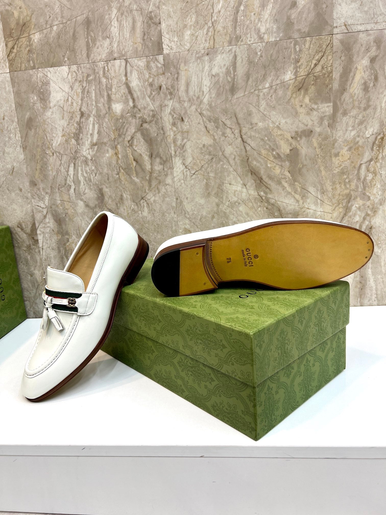 GG Men's Tassel Loafer White Cowhide 548746