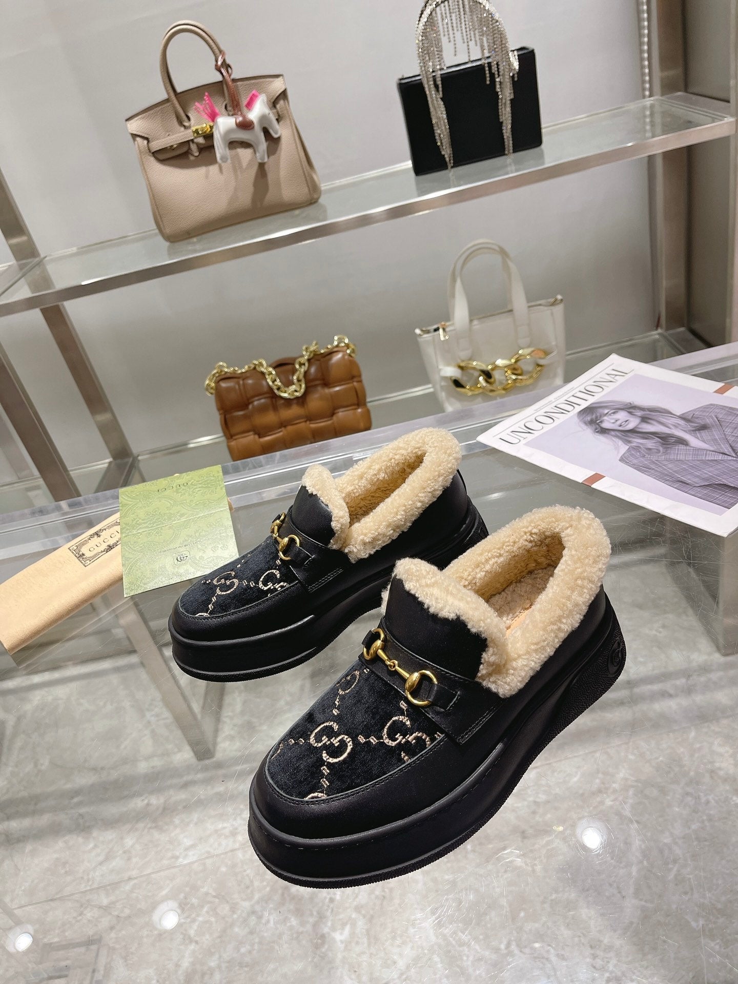 GG Snow Boots Black  Calfskin Suede Wool 576251