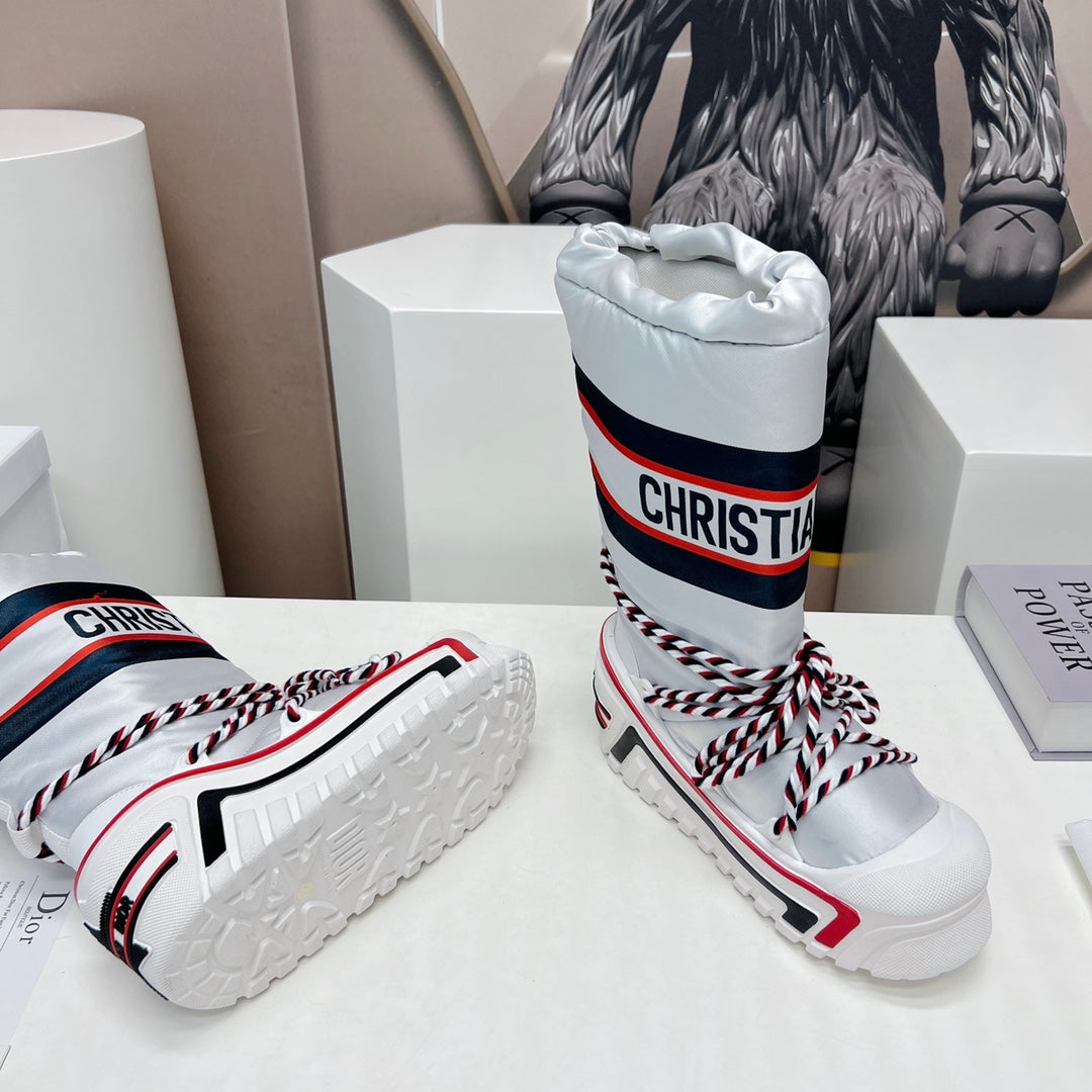 CD Platform Snow Boots White Navy Blue Cowhide Nylon Fabric 539652