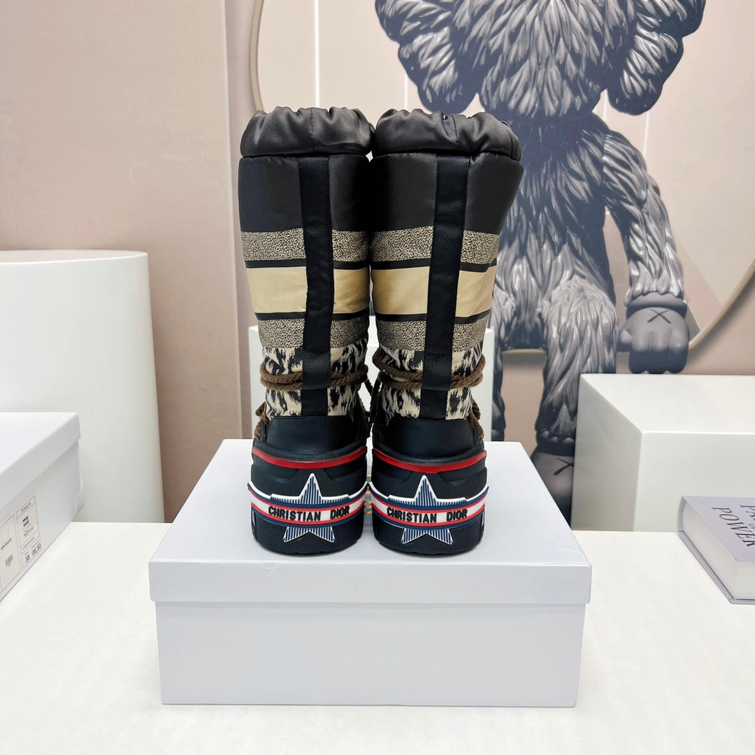 CD Platform Snow Boots Black Beige Cowhide Nylon Fabric 539655