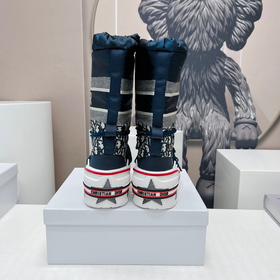 CD Platform Snow Boots Navy Blue White Cowhide Nylon 539657