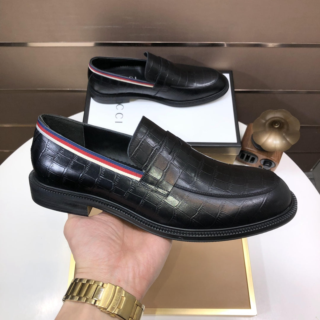 GG Men's Dress Loafer Black Cowhide 457680