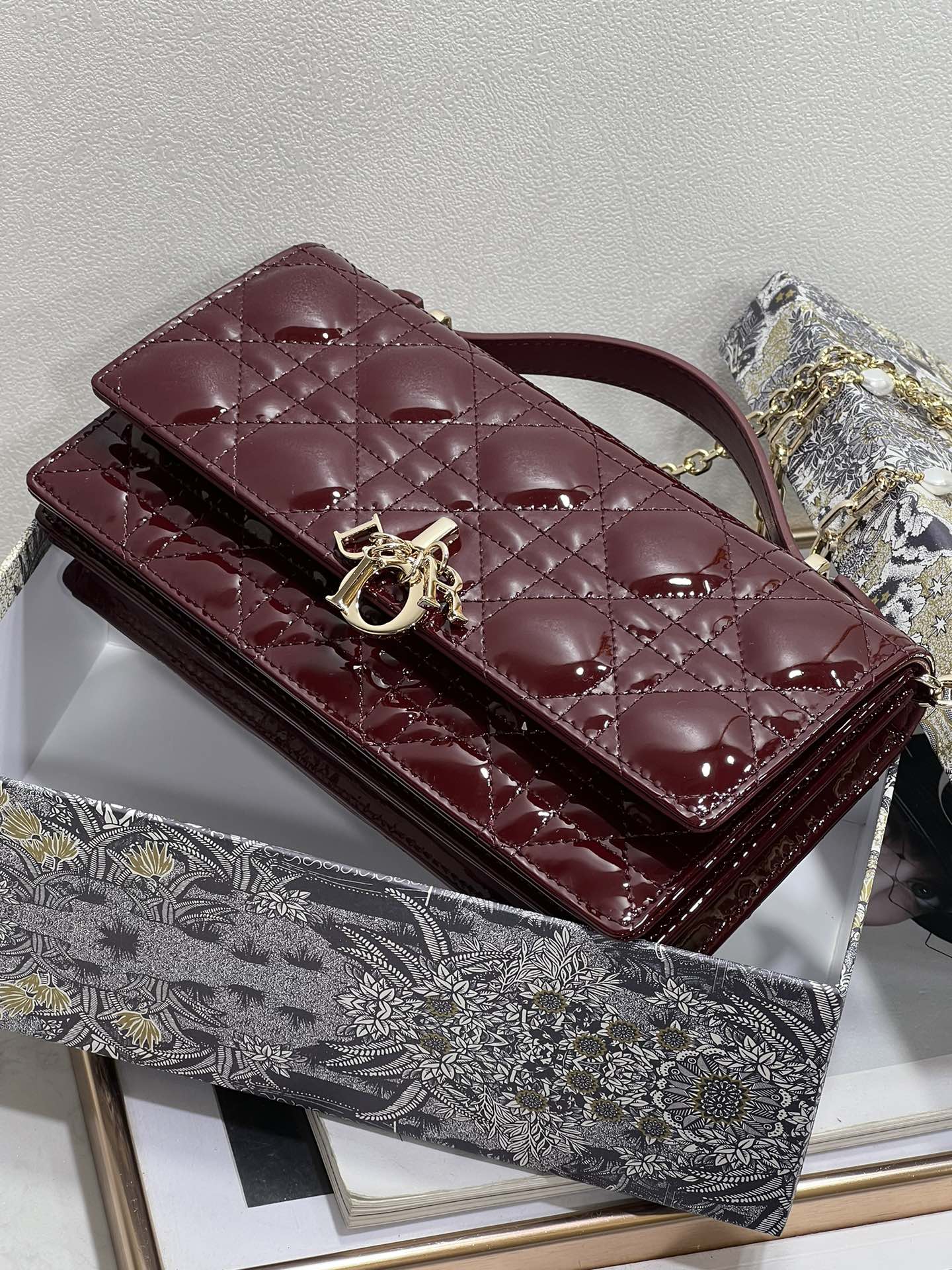my cd mini 21 burgundy patent lambskin