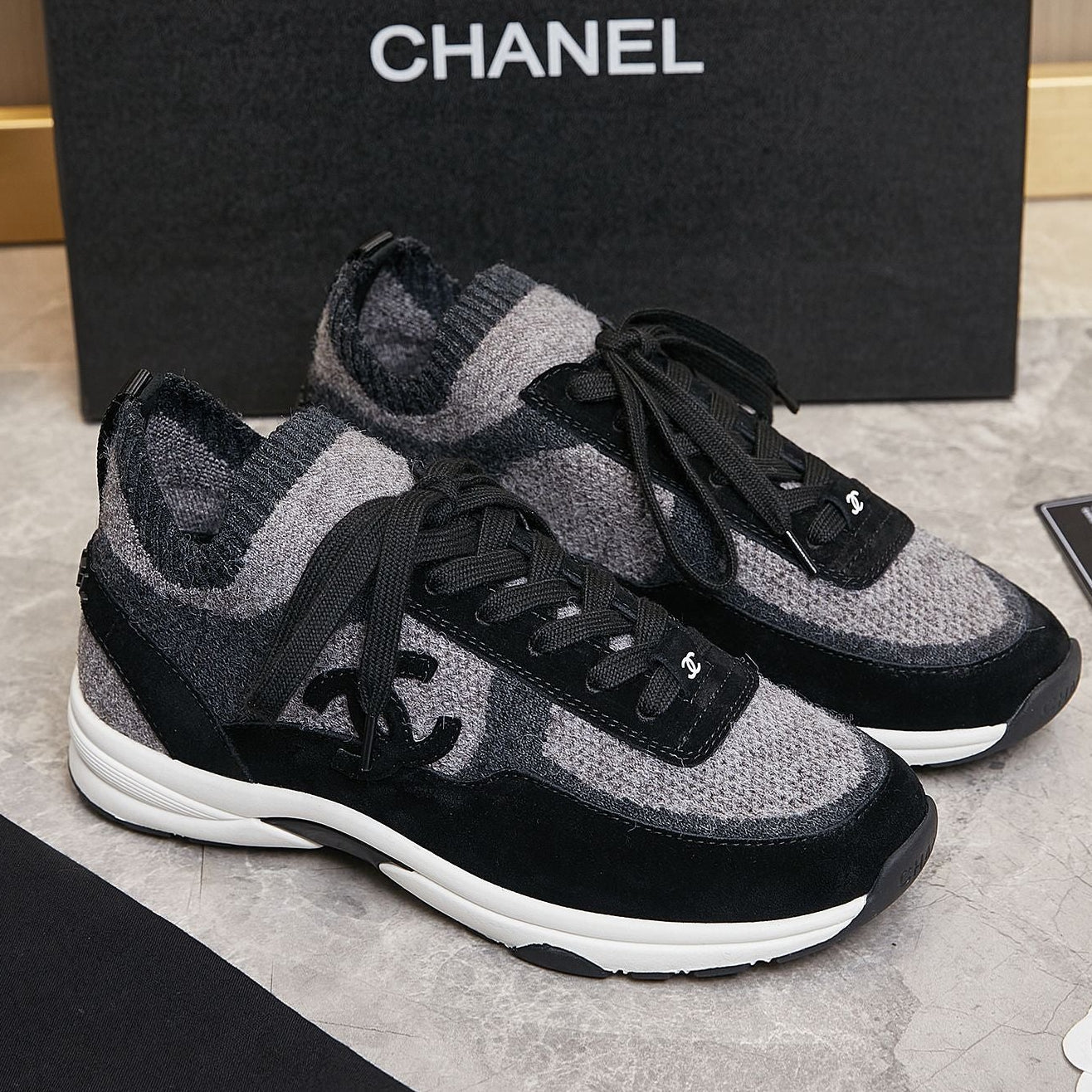 Chanel 2025 Sneaker Black Dark Grey Suede Knit 548316
