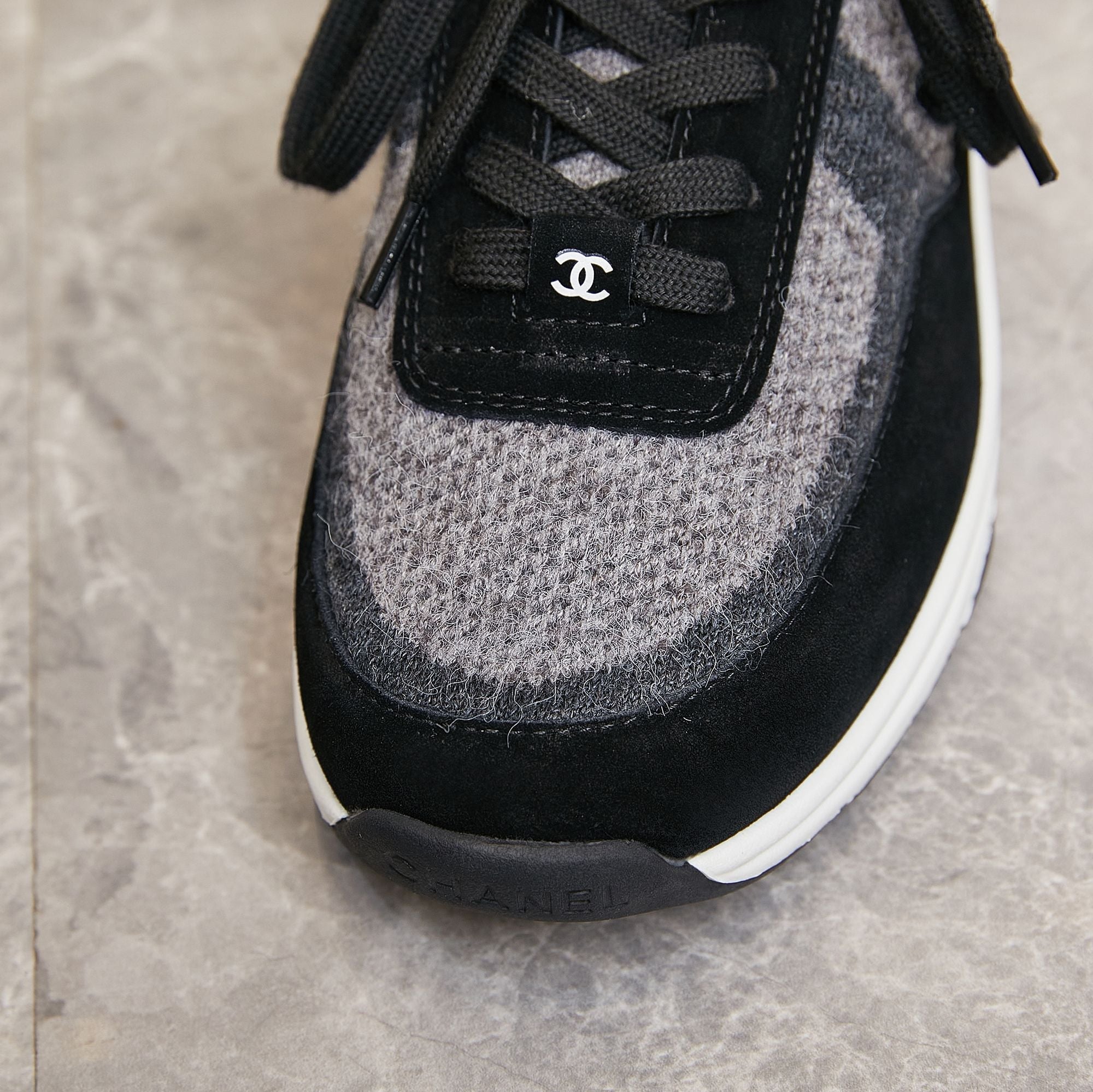 Chanel 2025 Sneaker Black Dark Grey Suede Knit 548316