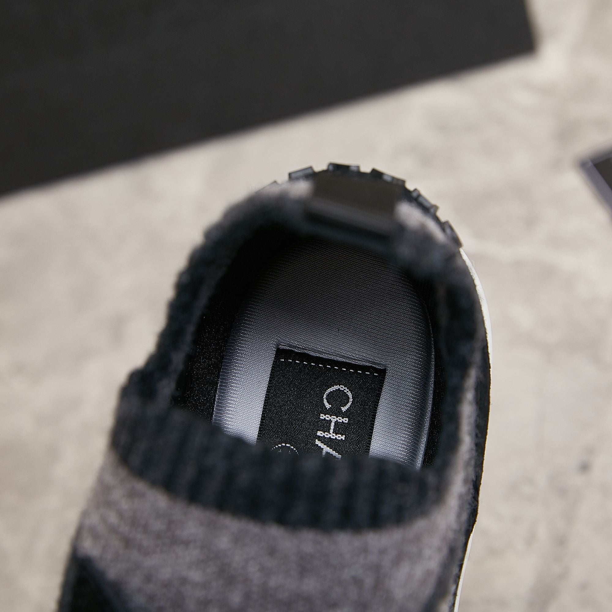 Chanel 2025 Sneaker Black Dark Grey Suede Knit 548316