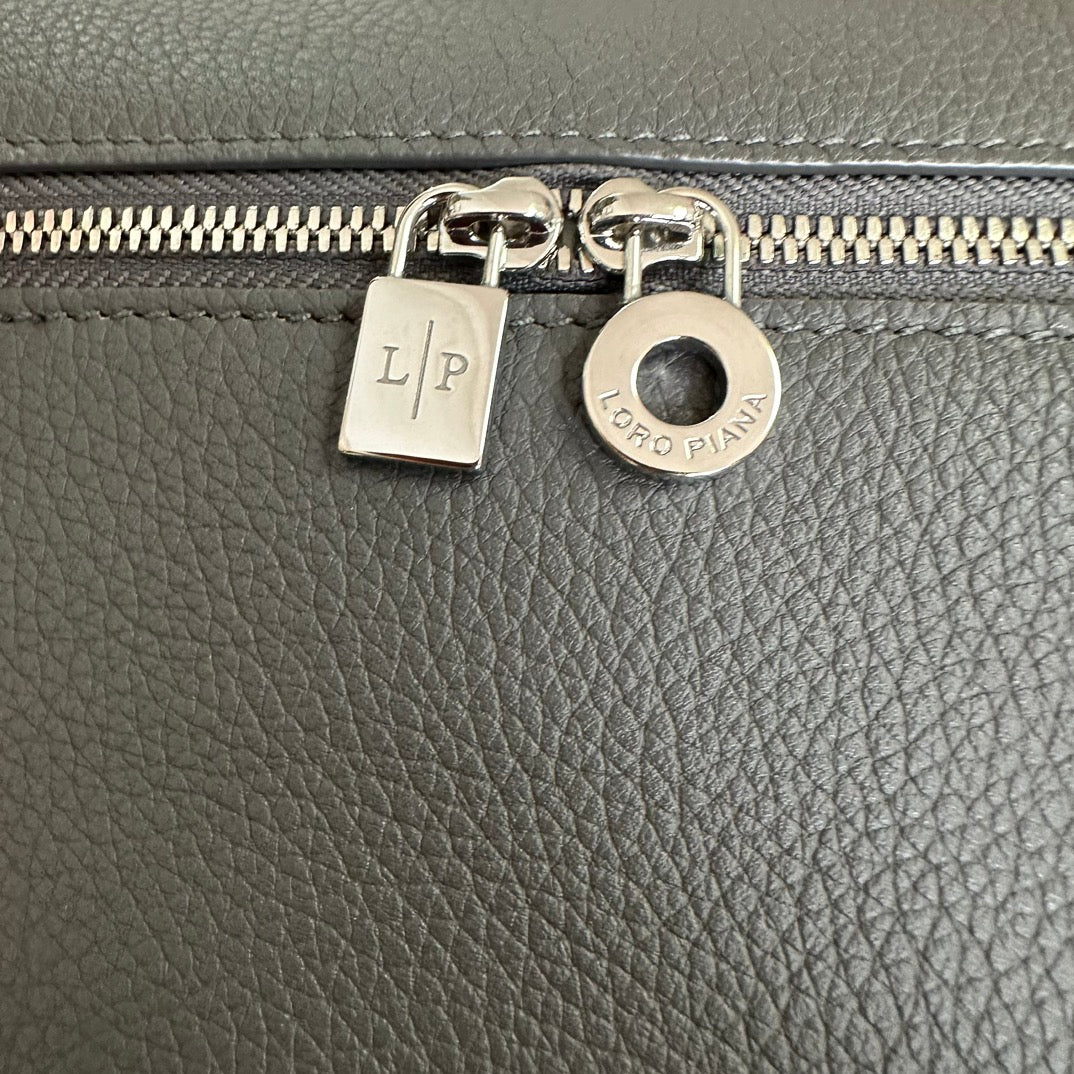 EXTRA POCKET BACKPACK L23.5 IN BLACK CALFSKIN WITH SILVER HARDWARE