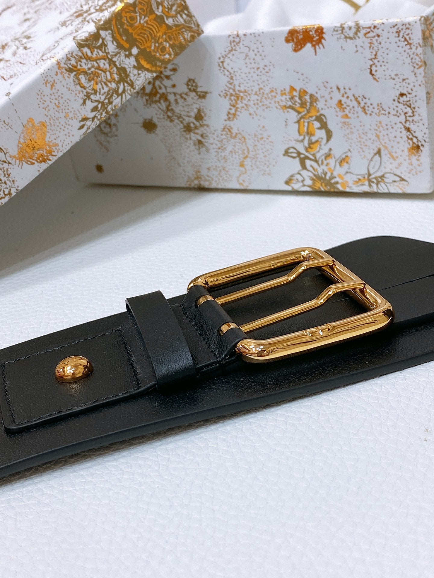 cd nolita belt black lambskin gold buckle