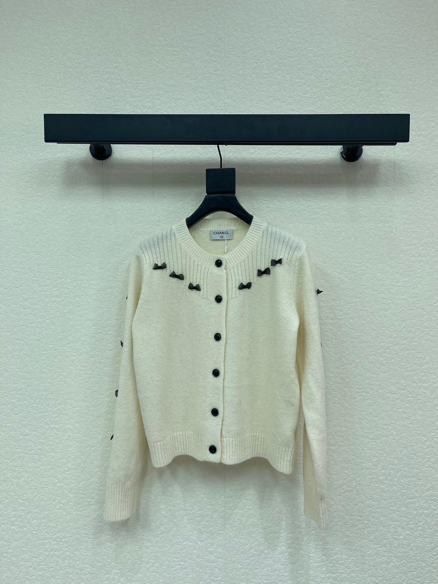 CC 26 Wool Cardigan With Small Bow 331297