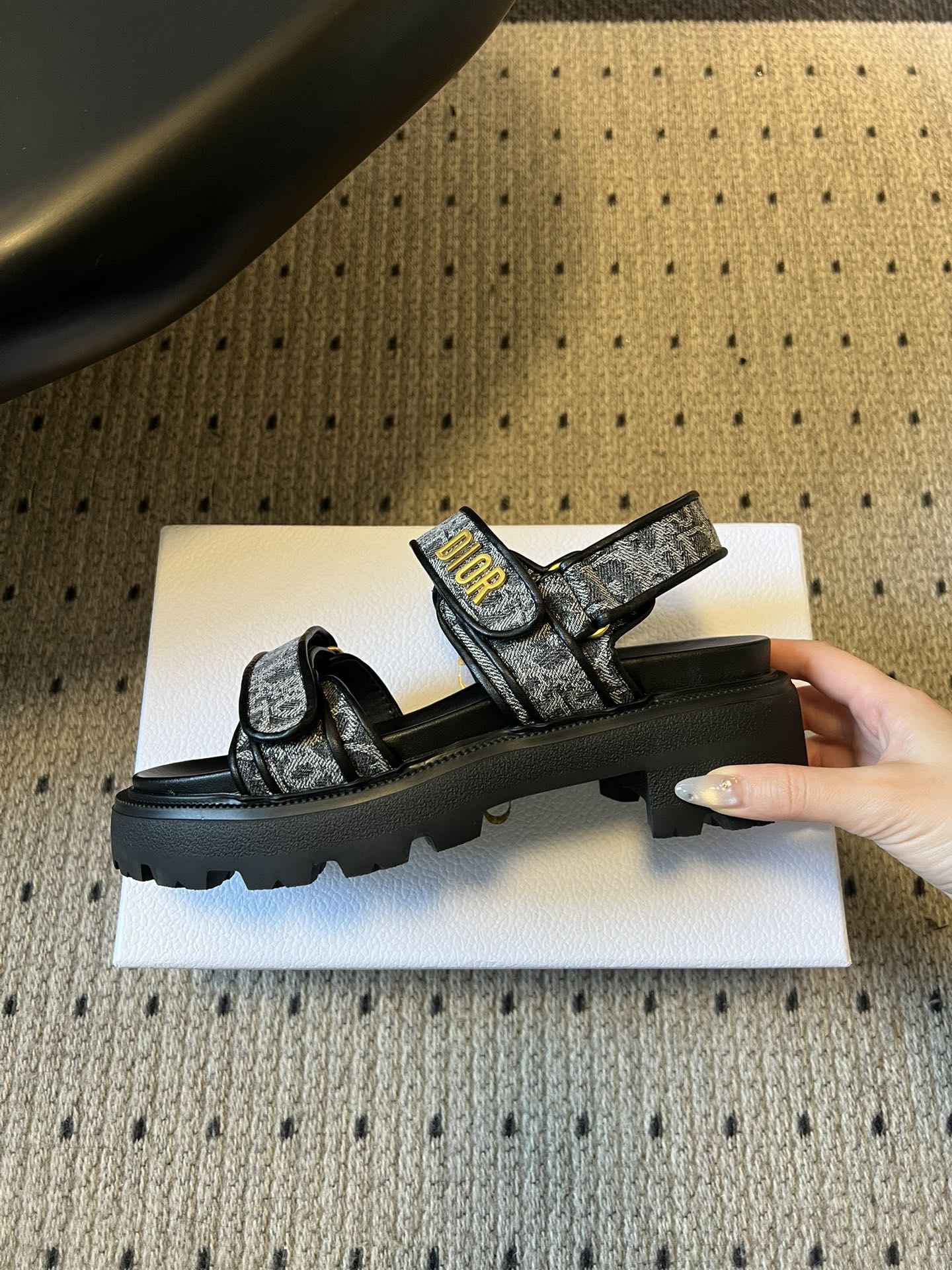 CD 26 Platform Sandals Black Blue Sheepskin Embroidered Fabric 621795