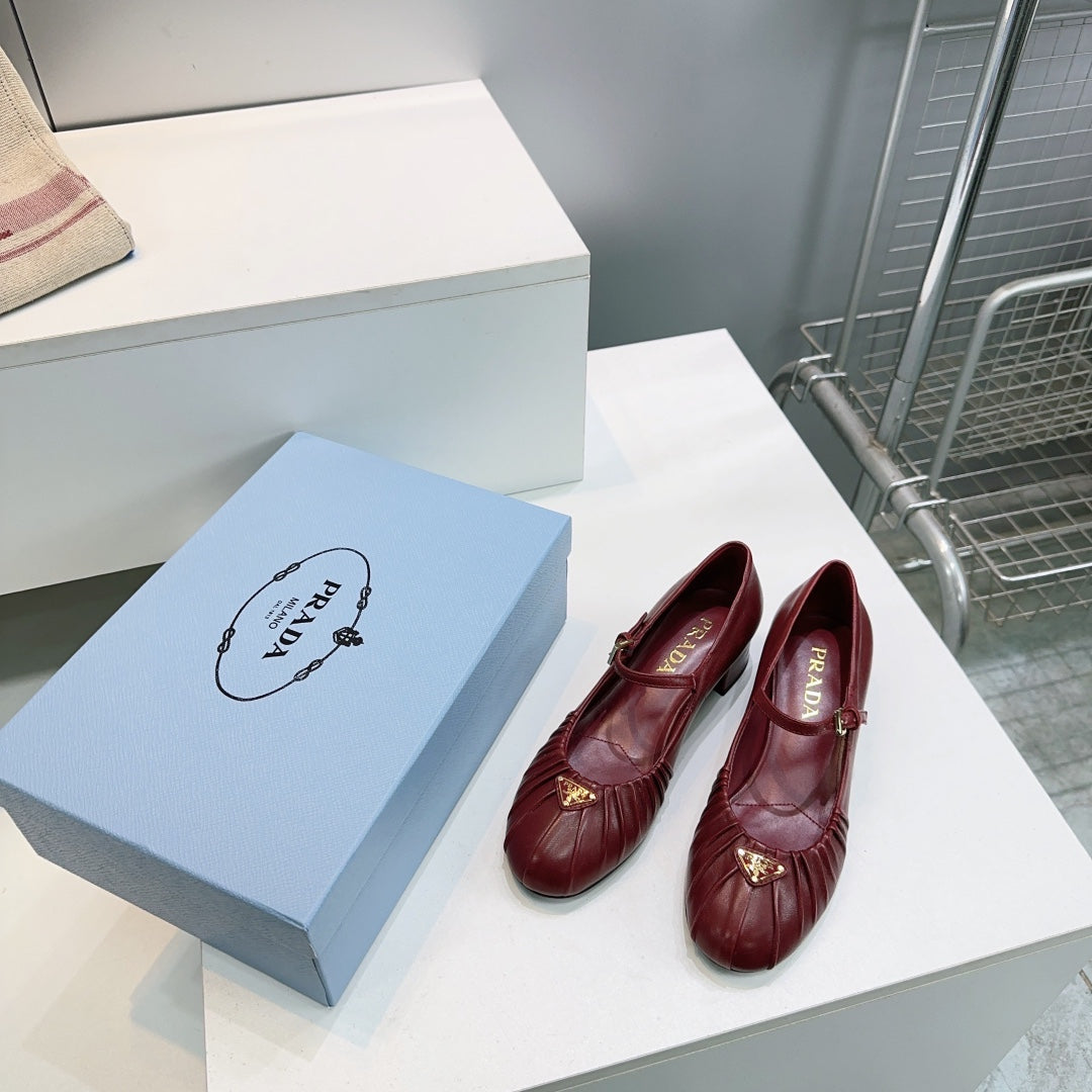 PRA 26S Mary Jane Chunky Heel Dark Red Sheepskin 628706