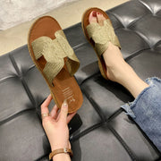 Sandales de plage à semelle épaisse tendance