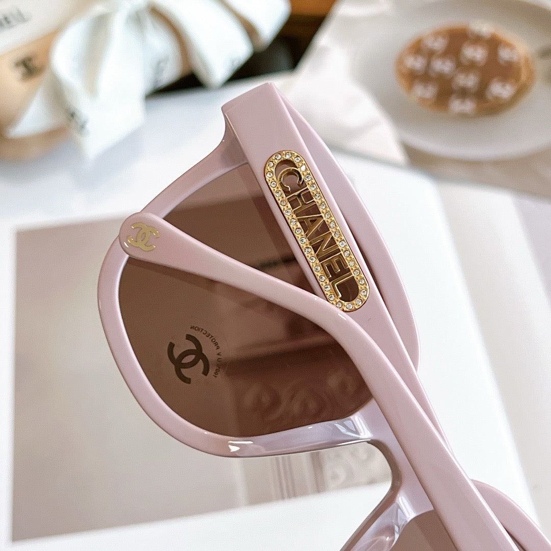 Chanel Sunglasses 35