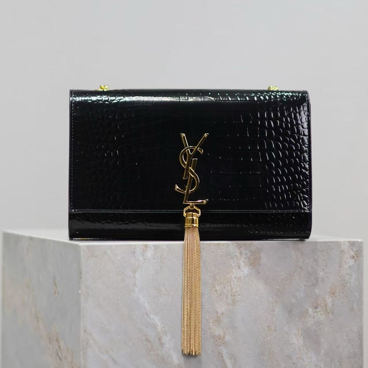 Saint Laurent 25 Kate Tassel Bag Black Gold Patent Leather
