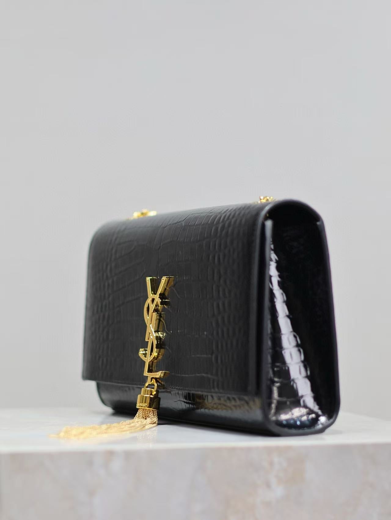 Saint Laurent 25 Kate Tassel Bag Black Gold Patent Leather