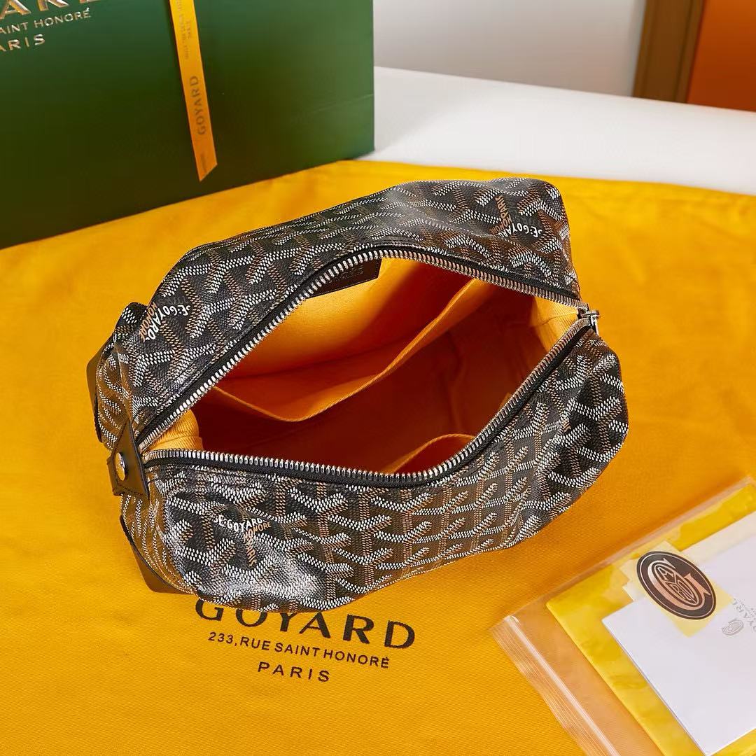 BOWLING TOILETRY BAG 24 IN BLACK GOYARDINE CANVAS AND CALFSKIN