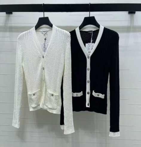 Chanel 2026 V-neck Knit Cardigan White and Black Wool Viscose