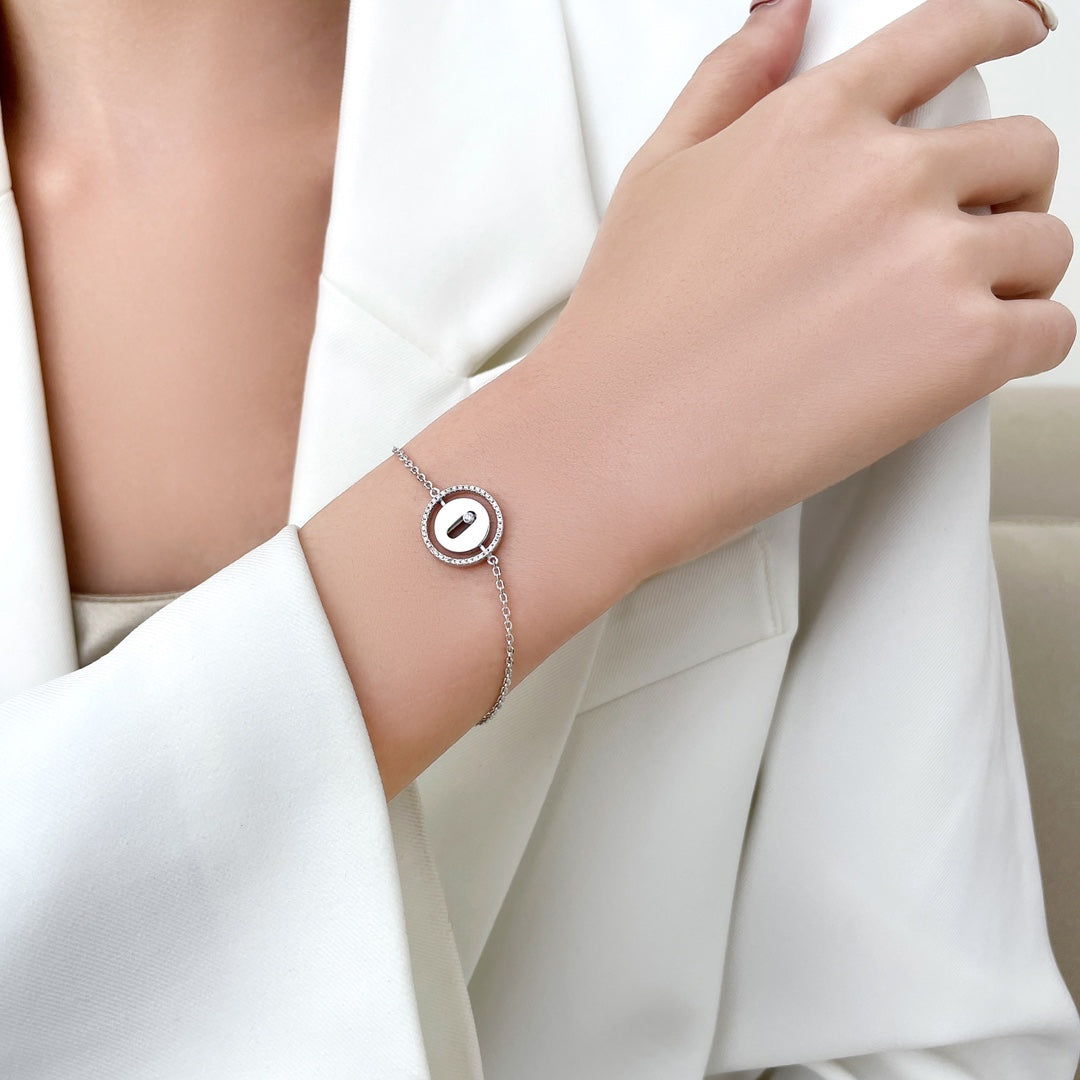 LUCKY MOVE DIAMOND BRACELET