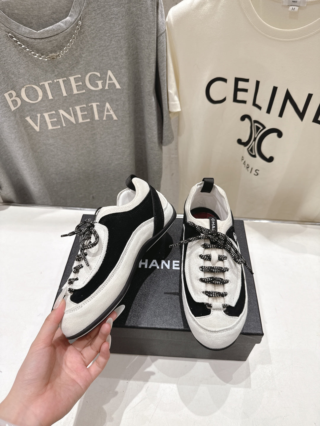Channel 2026 Sneaker Calfskin And Suede 896465