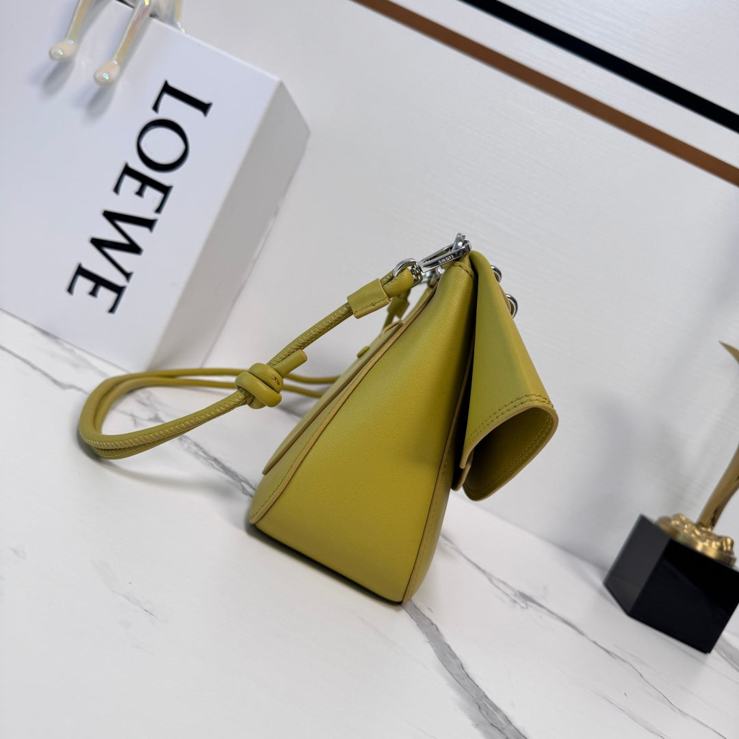 Loewe 2025 Ola 26 Bag Ginger Smooth Calfskin 274670