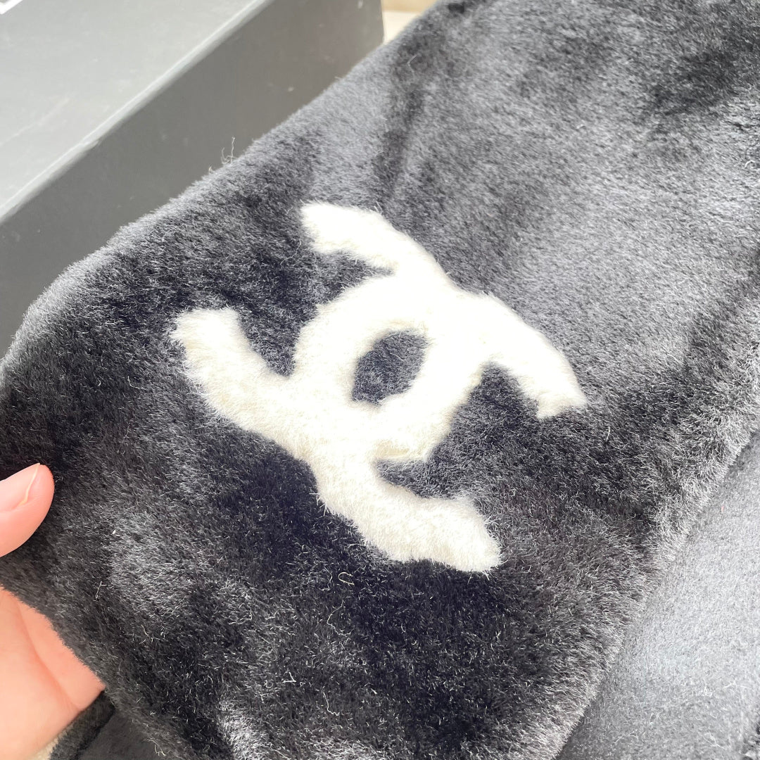 CC 25 Scarf 170cm Black Fleece 968489