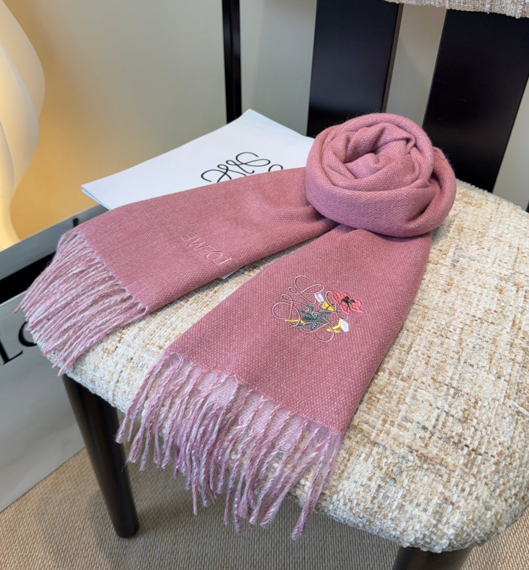 Loewe Scarf 180CM  Dark Pink Cashmere 969474