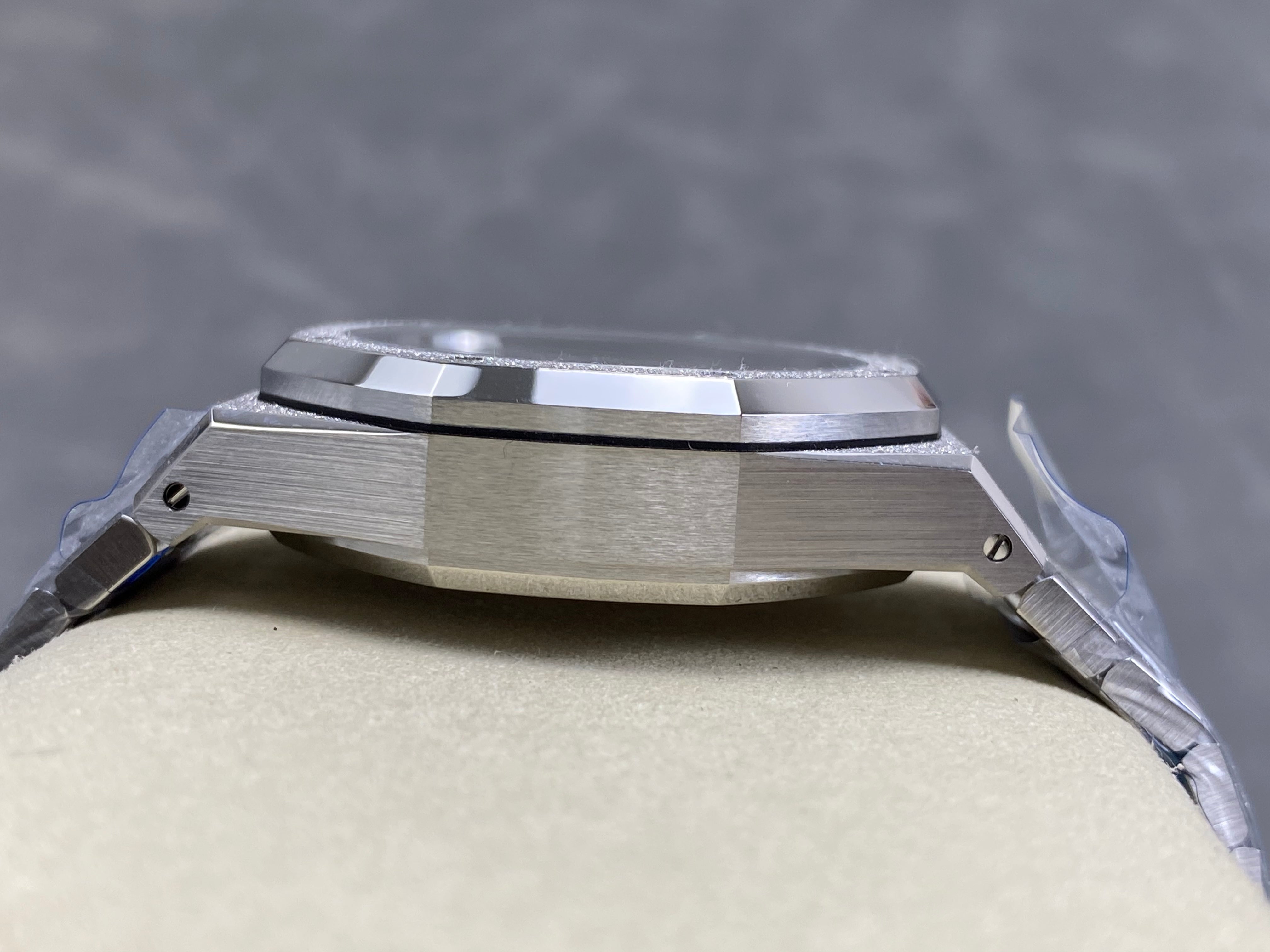 Audemars Piguet Royal Oak Chronograph 41mm Frosted Steel Case Grey Dial