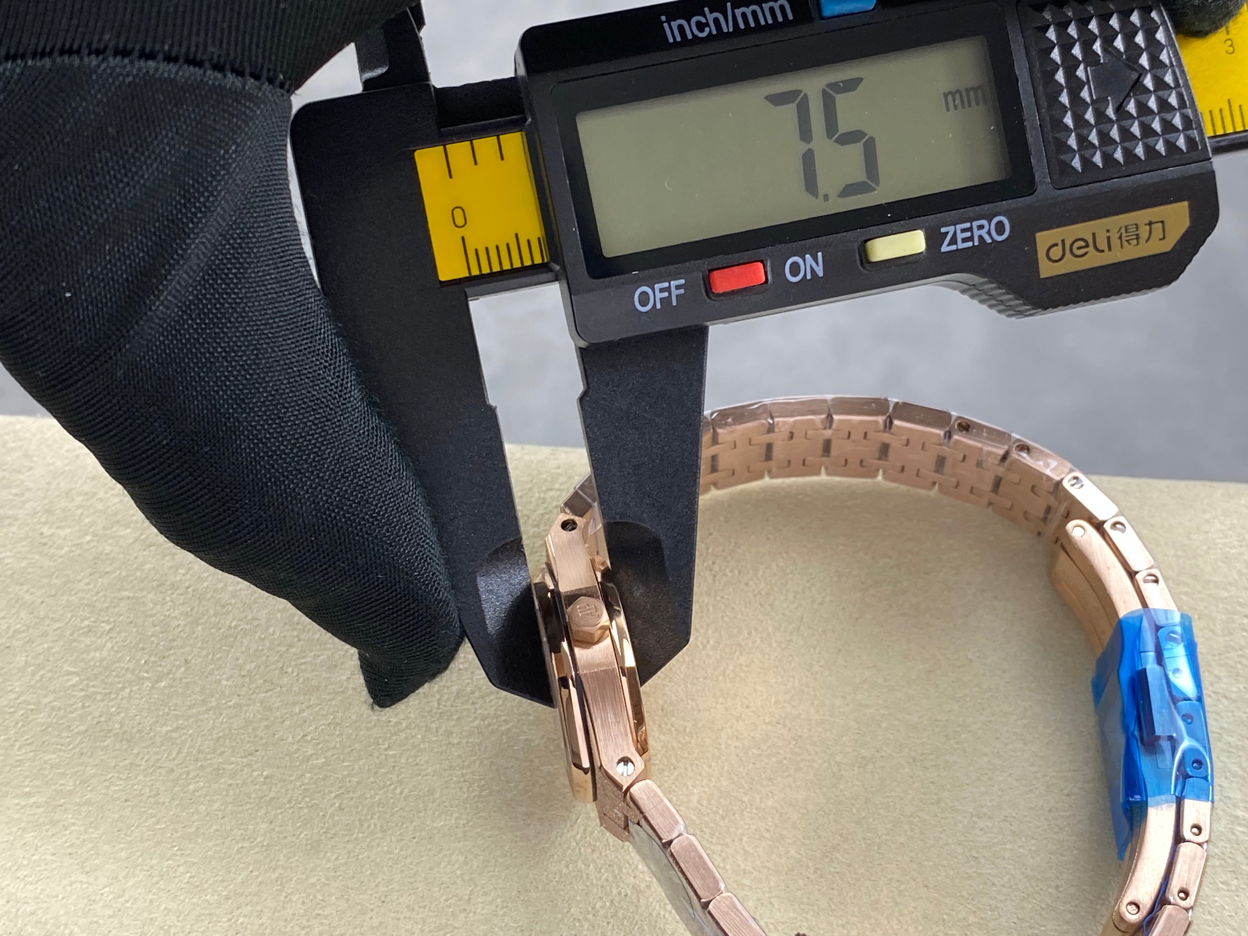 Audemars Piguet Royal Oak Lady 23mm Rose Gold