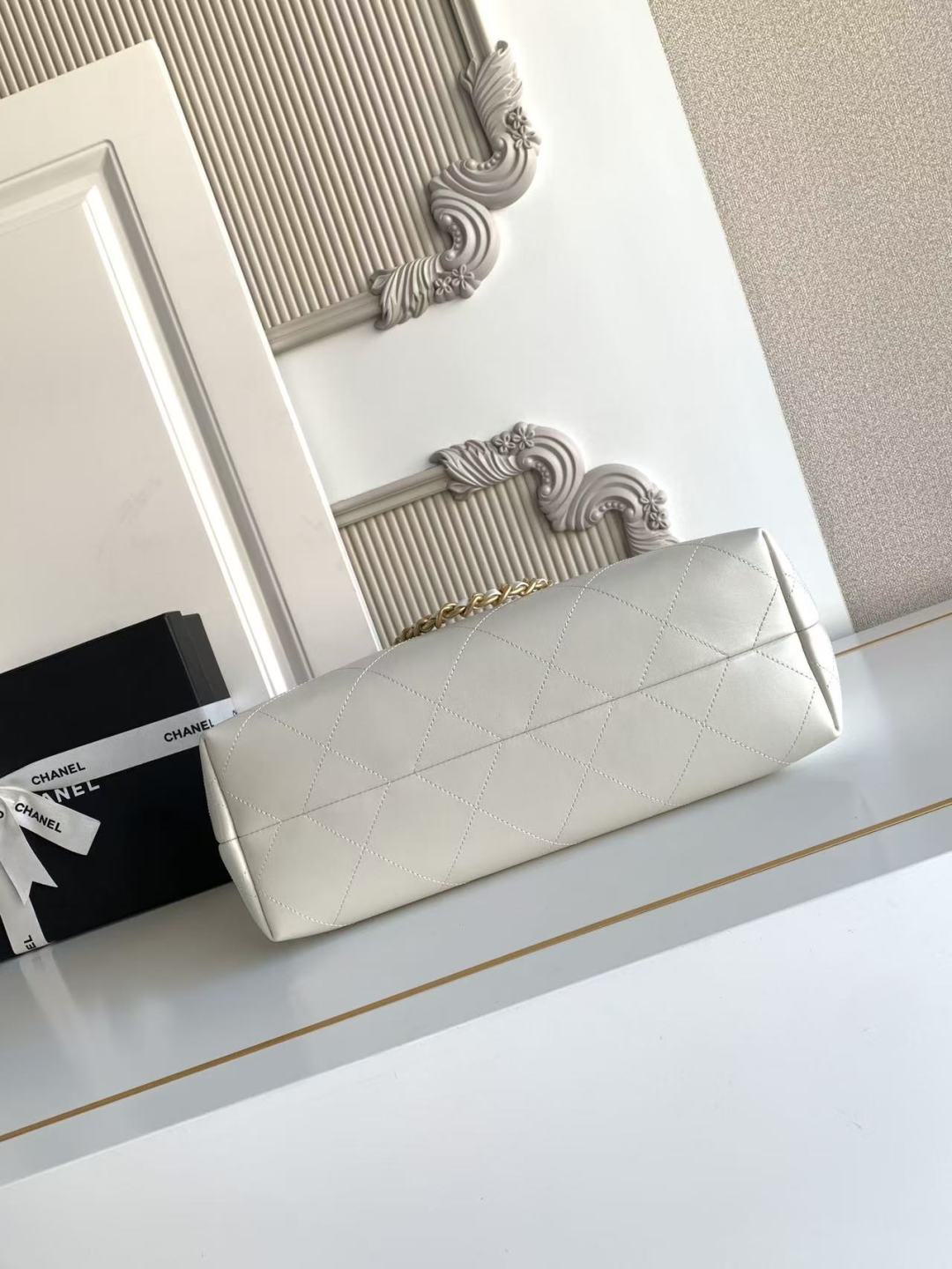 Chanel 2026 Hippie Hobo Bag 35cm White Calfskin 326214