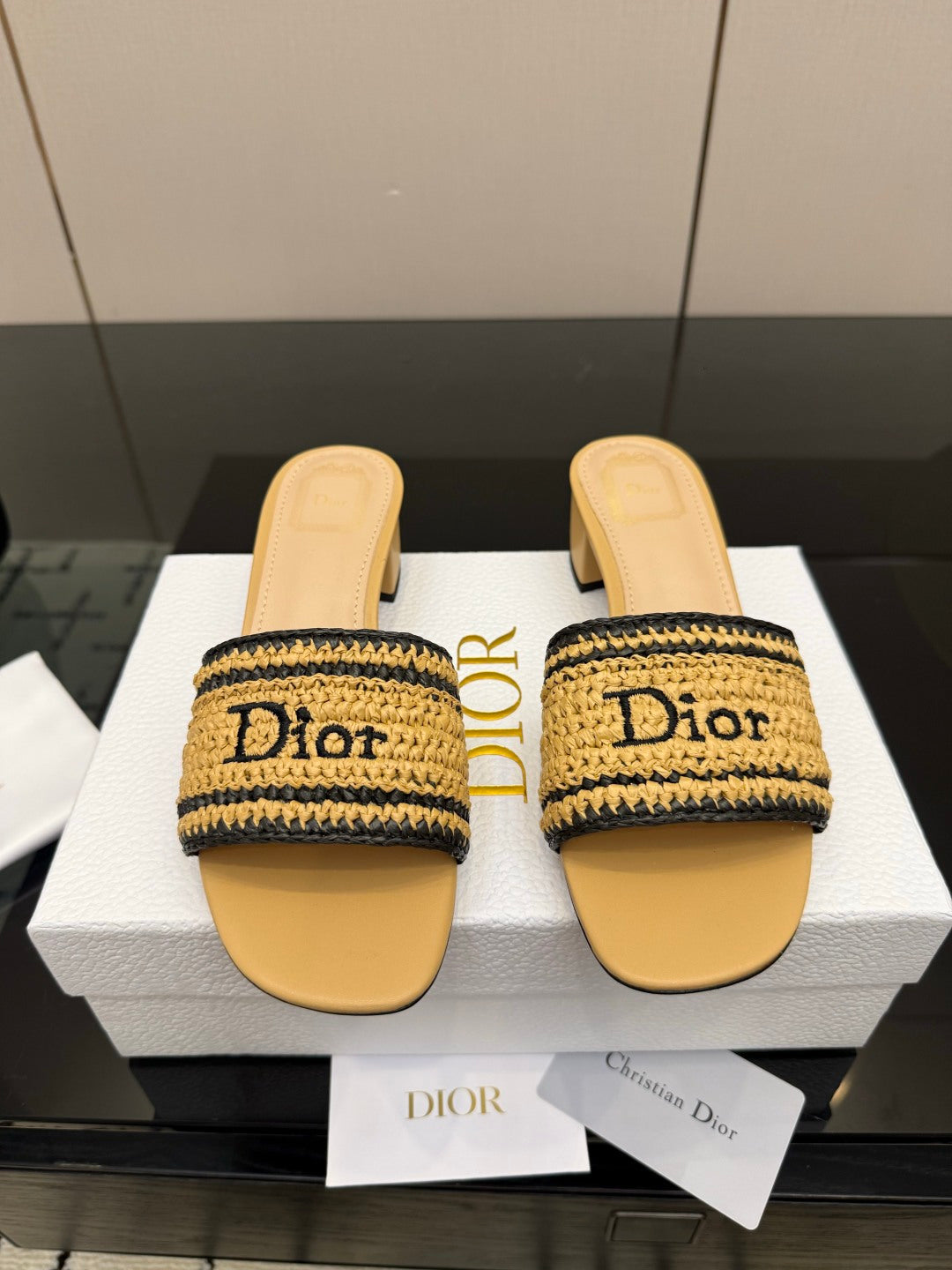 Dior 2026 Diorivera woven slide crocheted raffia