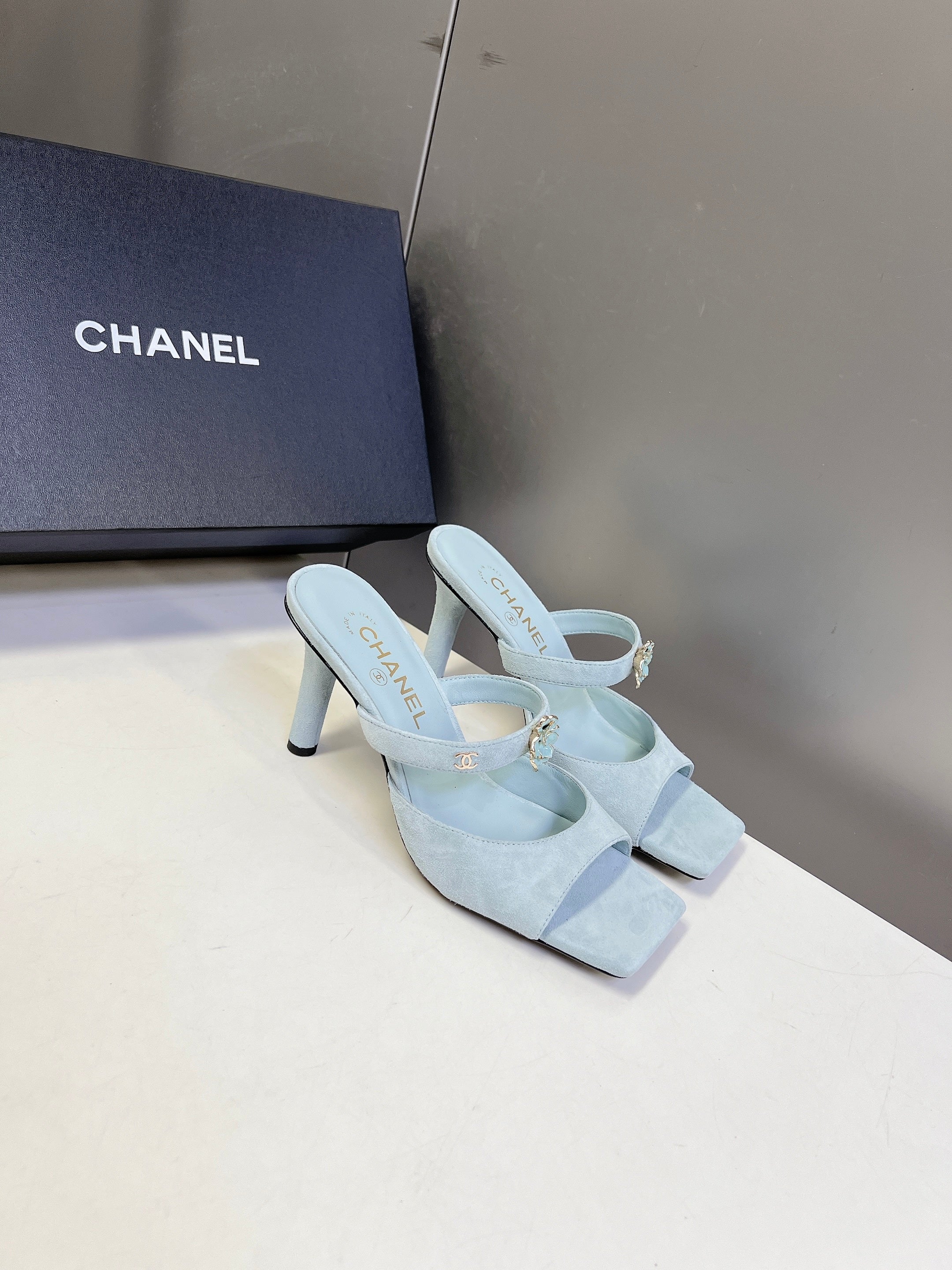 Channel 2026 Mule 70mm Embossing And Suede Calfskin 895349