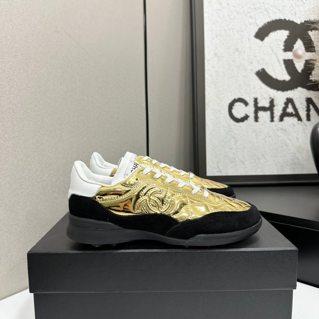 CC 26s Casual Sneakers Black Gold Suede Cowhide 626456