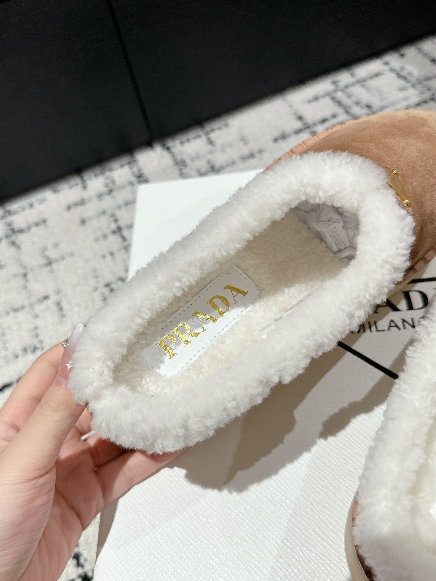 Prada 25 Mule Brown White Suede Fur 949368