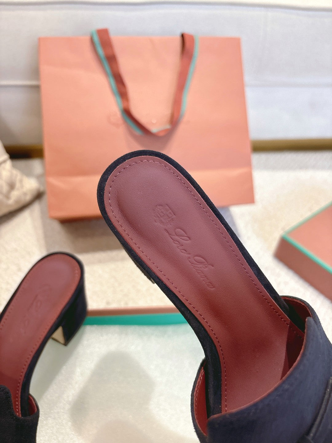 LP 25 Summer Charm Sandal 55 Navy Blue Suede