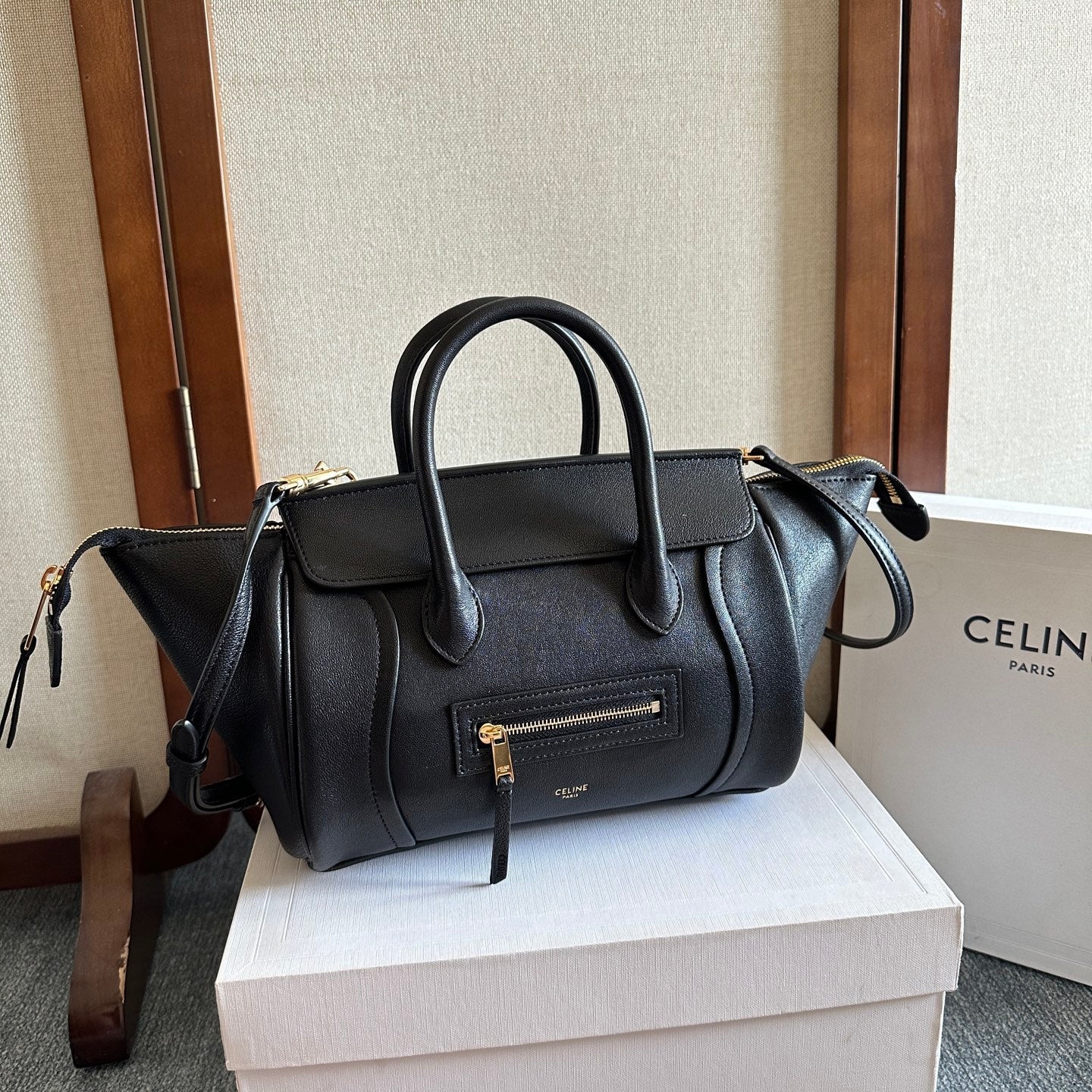 Celine 2026 Luggage Black Shiny Lambskin 276248