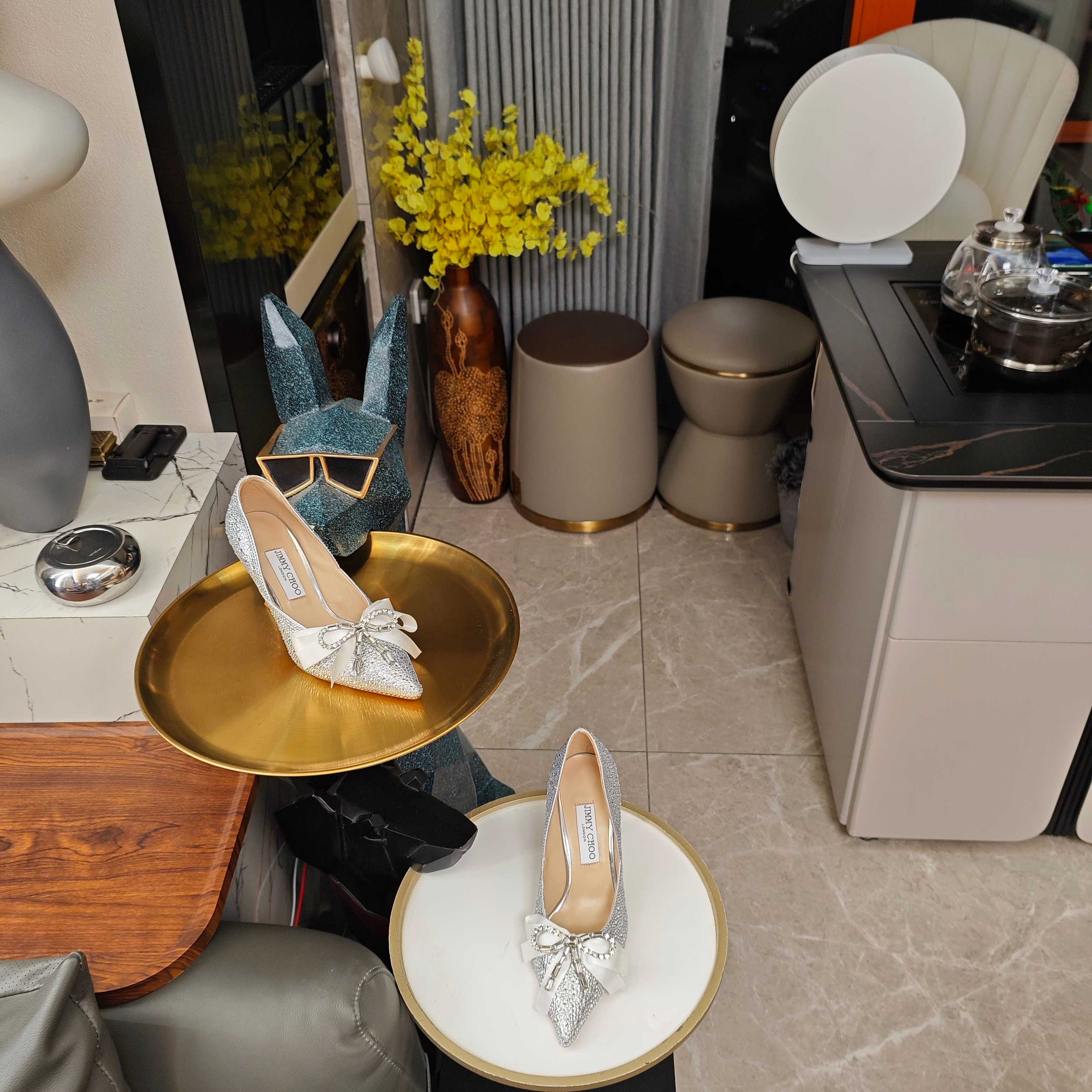 Jimmy 26s Crystal Pumps 85 Sliver Silk Satin Cowhide 596332