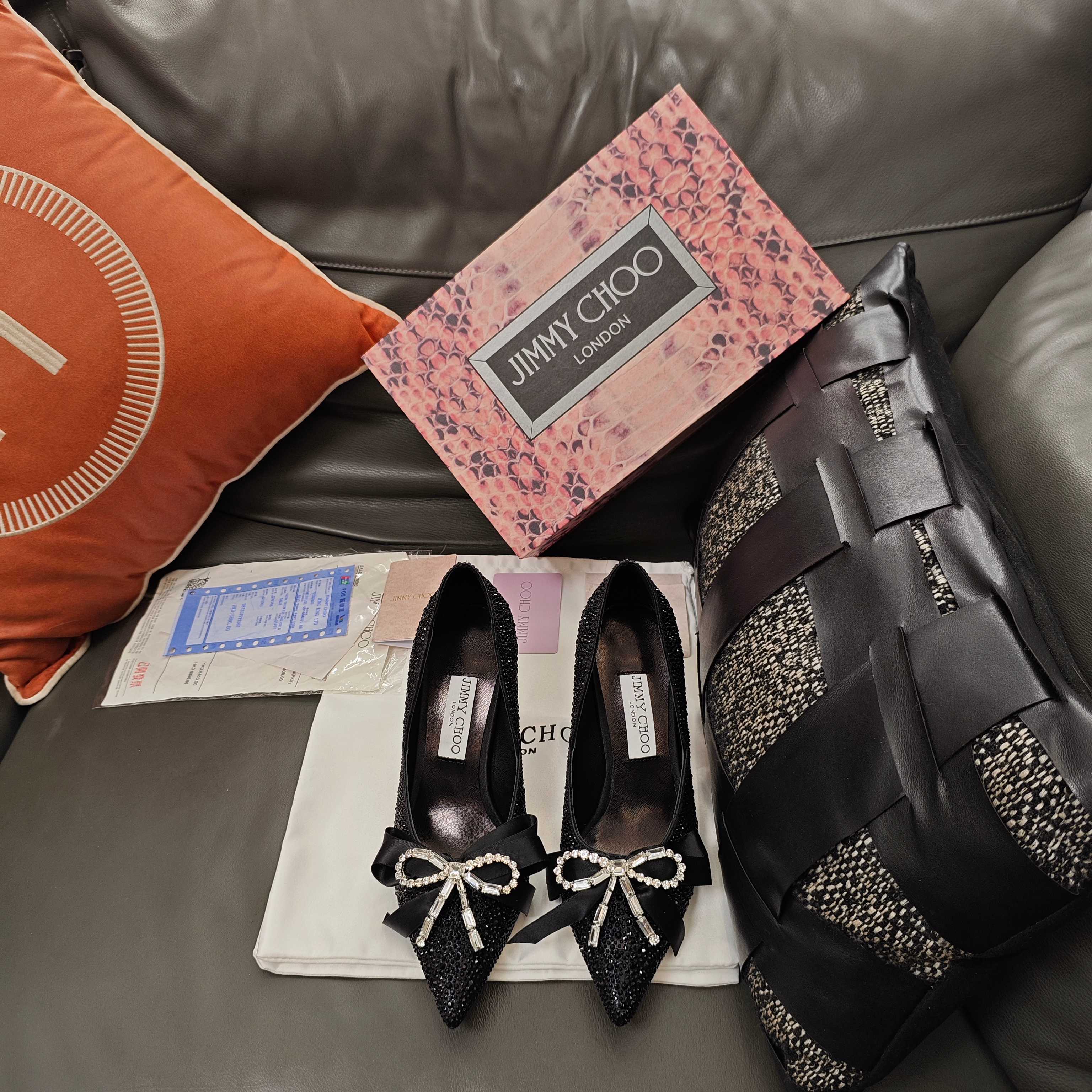 Jimmy 26s Crystal Pumps 85 Black Silk Satin Cowhide 596334