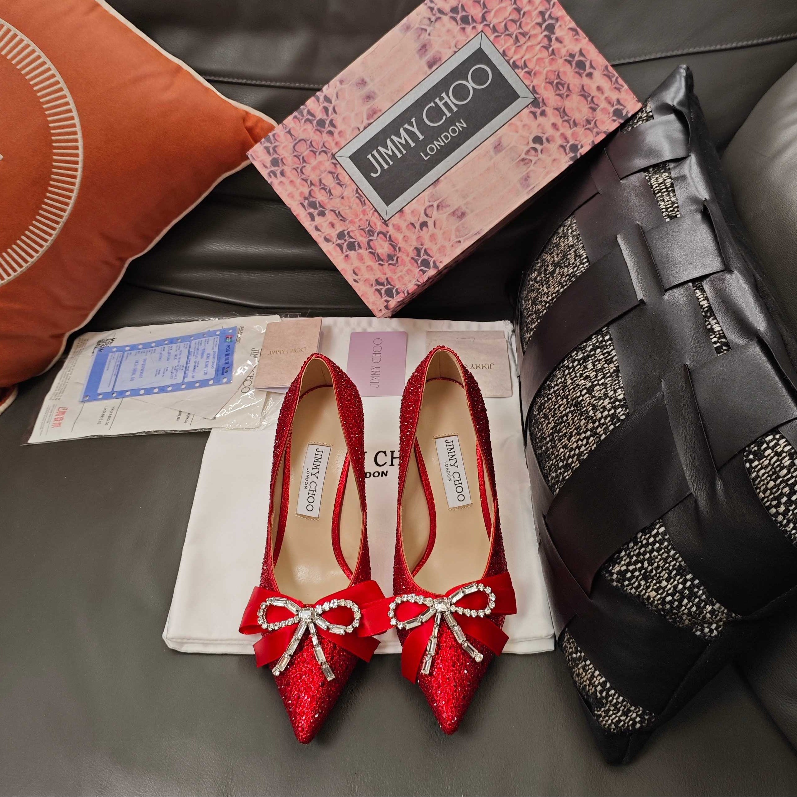 Jimmy 26s Crystal Pumps 85 Red Silk Satin Cowhide 596336