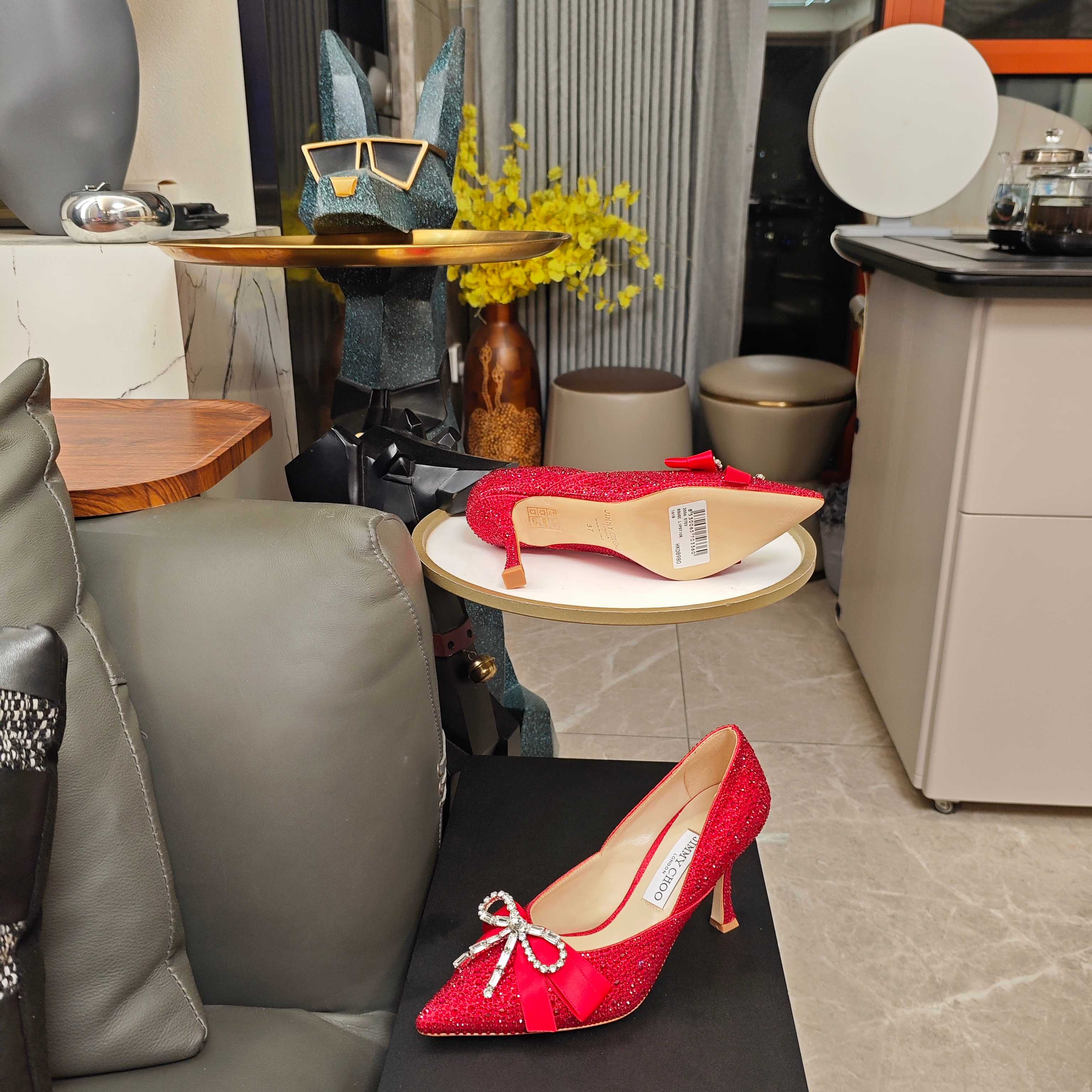 Jimmy 26s Crystal Pumps 85 Red Silk Satin Cowhide 596336