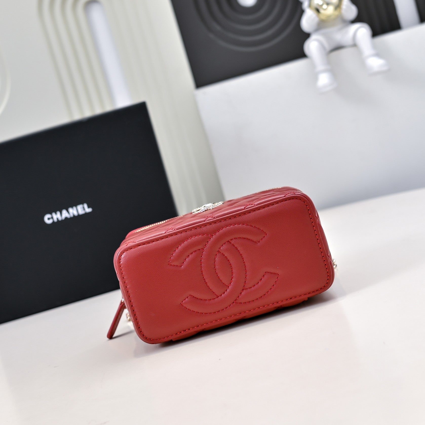 CC 24K Vanity Top Handle 17cm Red Lambskin Silver Hardware