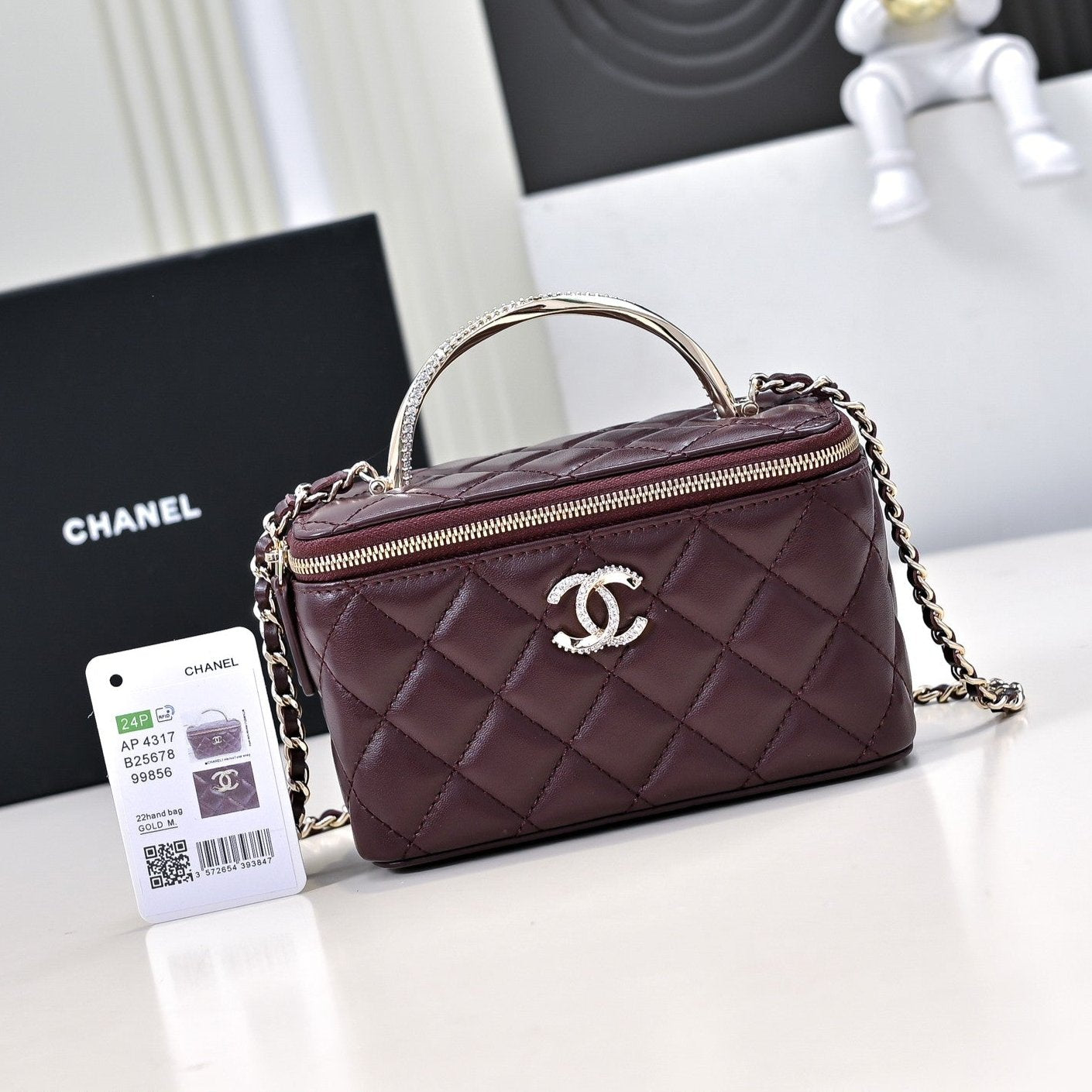 CC 24K Vanity Top Handle 17cm Burgundy Lambskin Silver Hardware