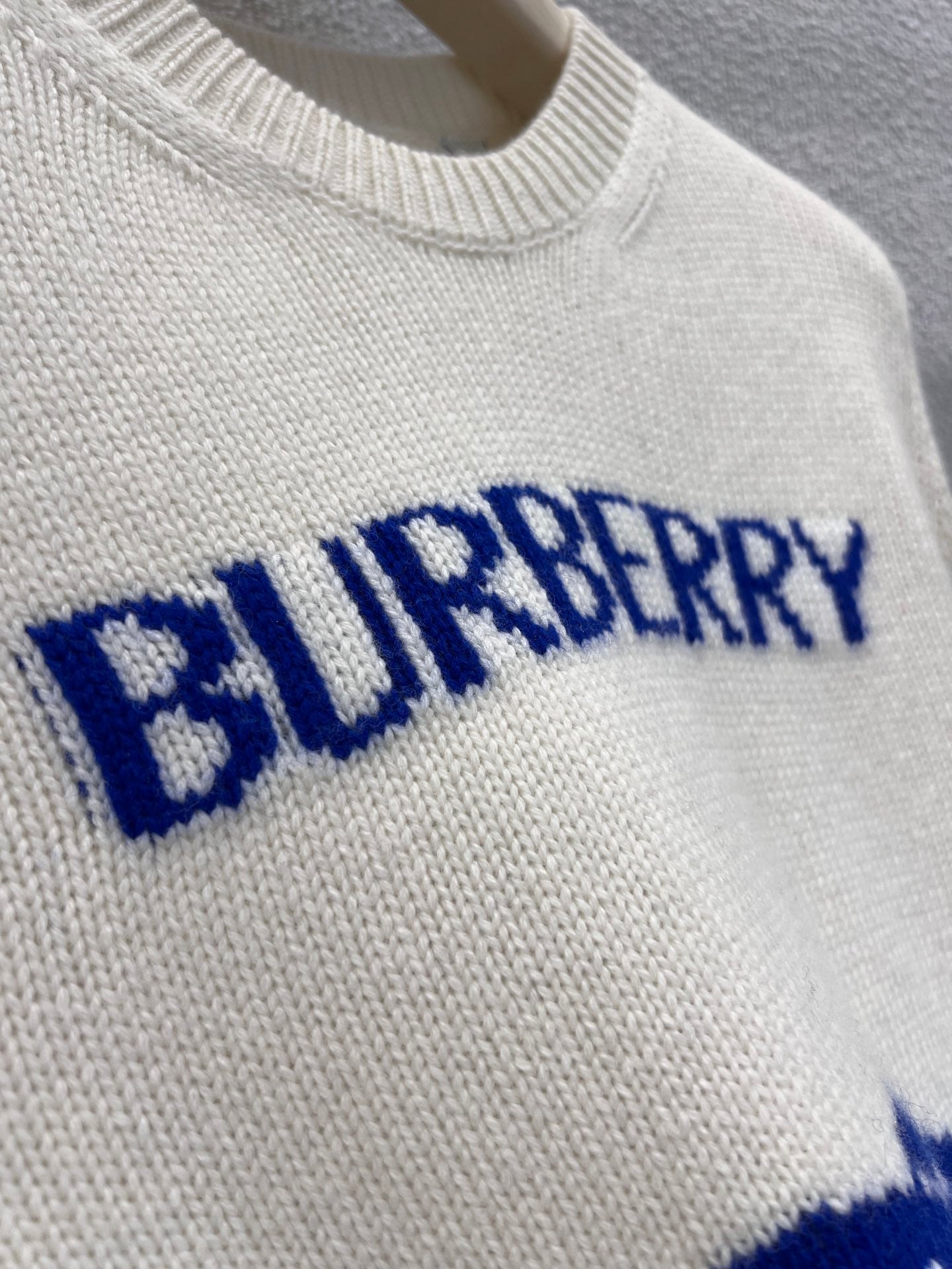 Burberry 25 Sweater White Blue Wool Cashmere