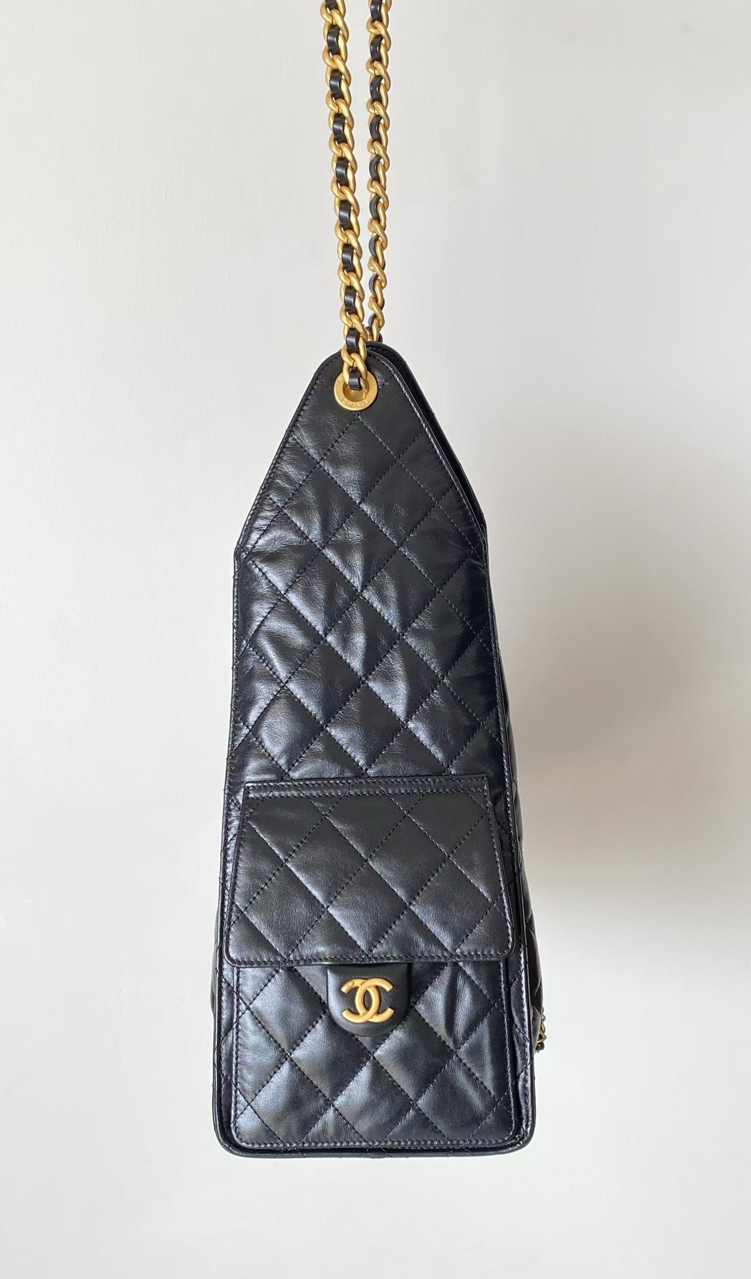 CC 25C Hobo Bags 40cm Black Calfskin