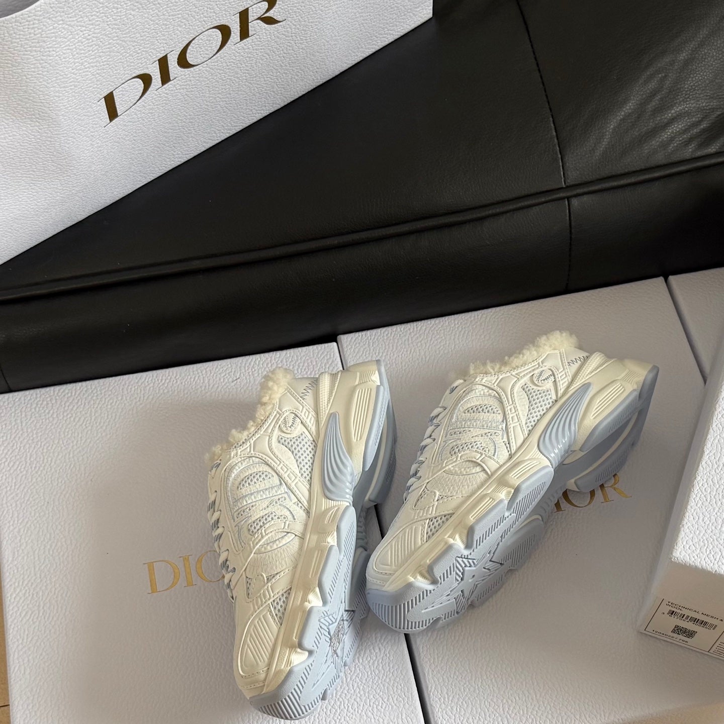 Dior 25 Chrono Sneakers Cream Blue Mesh Calfskin 531391
