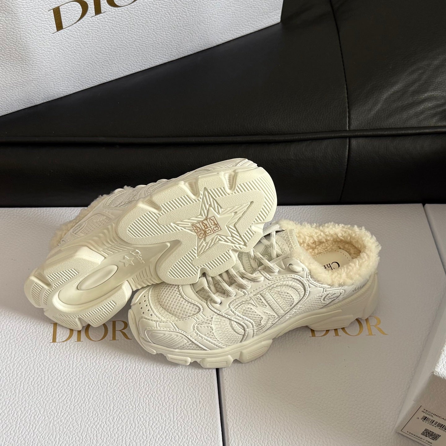 Dior 25 Chrono Sneakers White Mesh Calfskin 531395