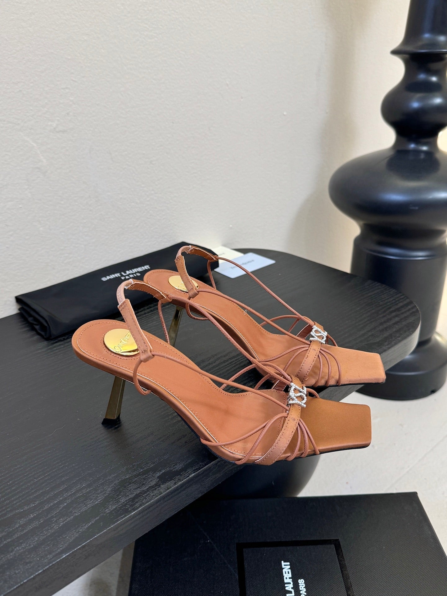 YSL 26ss Square Toe Sandals 70 Tan Brown Silk Sheepskin 651705