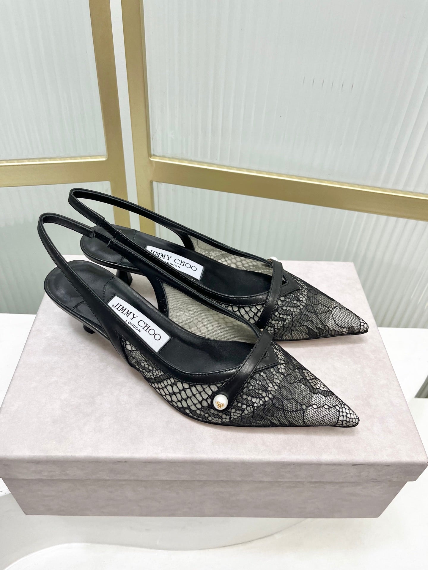 Jimmy 26s Slingback 45 Black Lace Sheepskin 605959